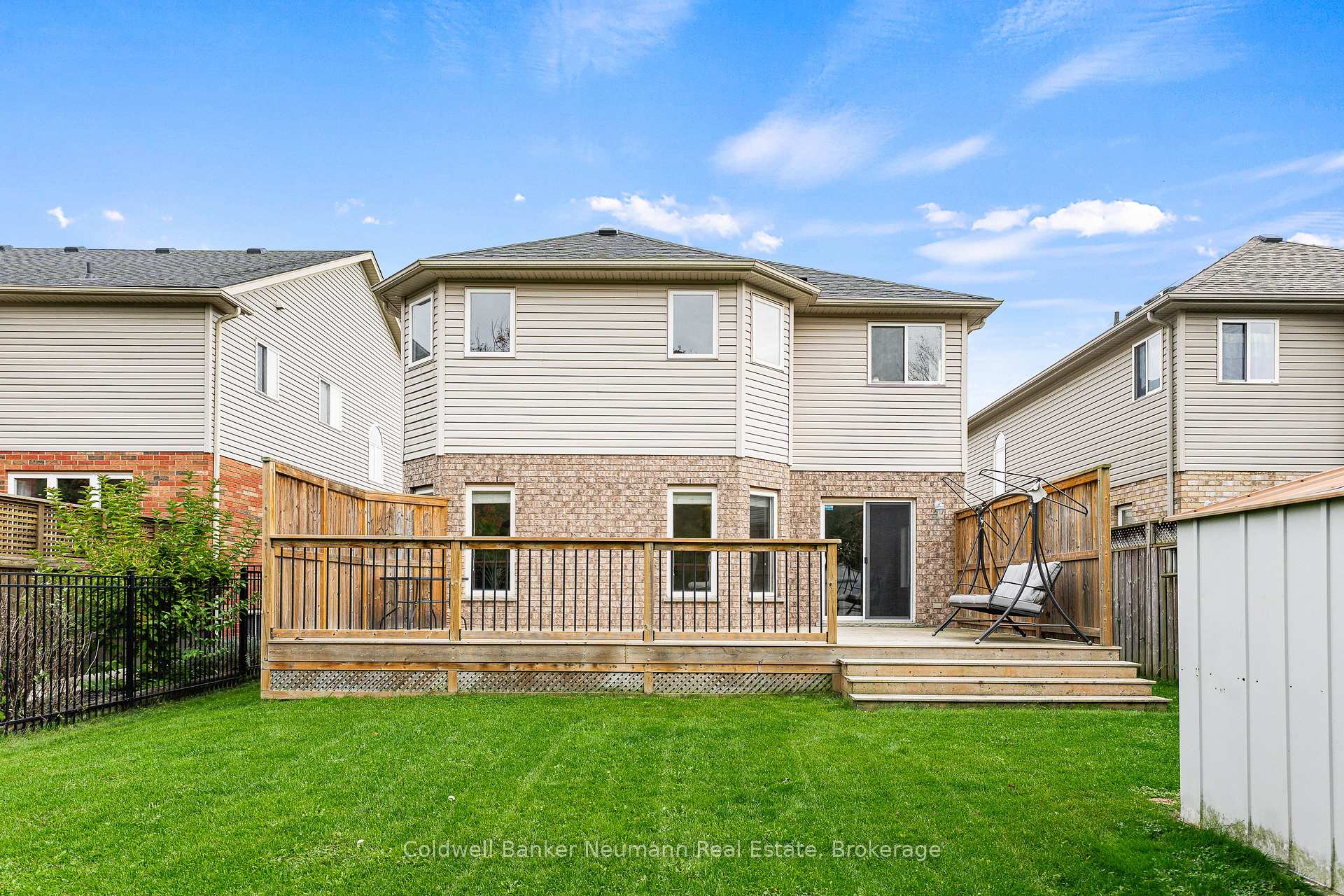 Photo 6 of 42 Mcarthur Drive, Guelph, Pineridge/Westminster Woods — HOMEH