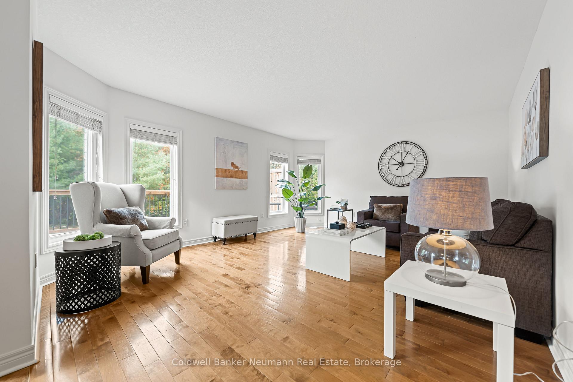 Photo 20 of 42 Mcarthur Drive, Guelph, Pineridge/Westminster Woods — HOMEH