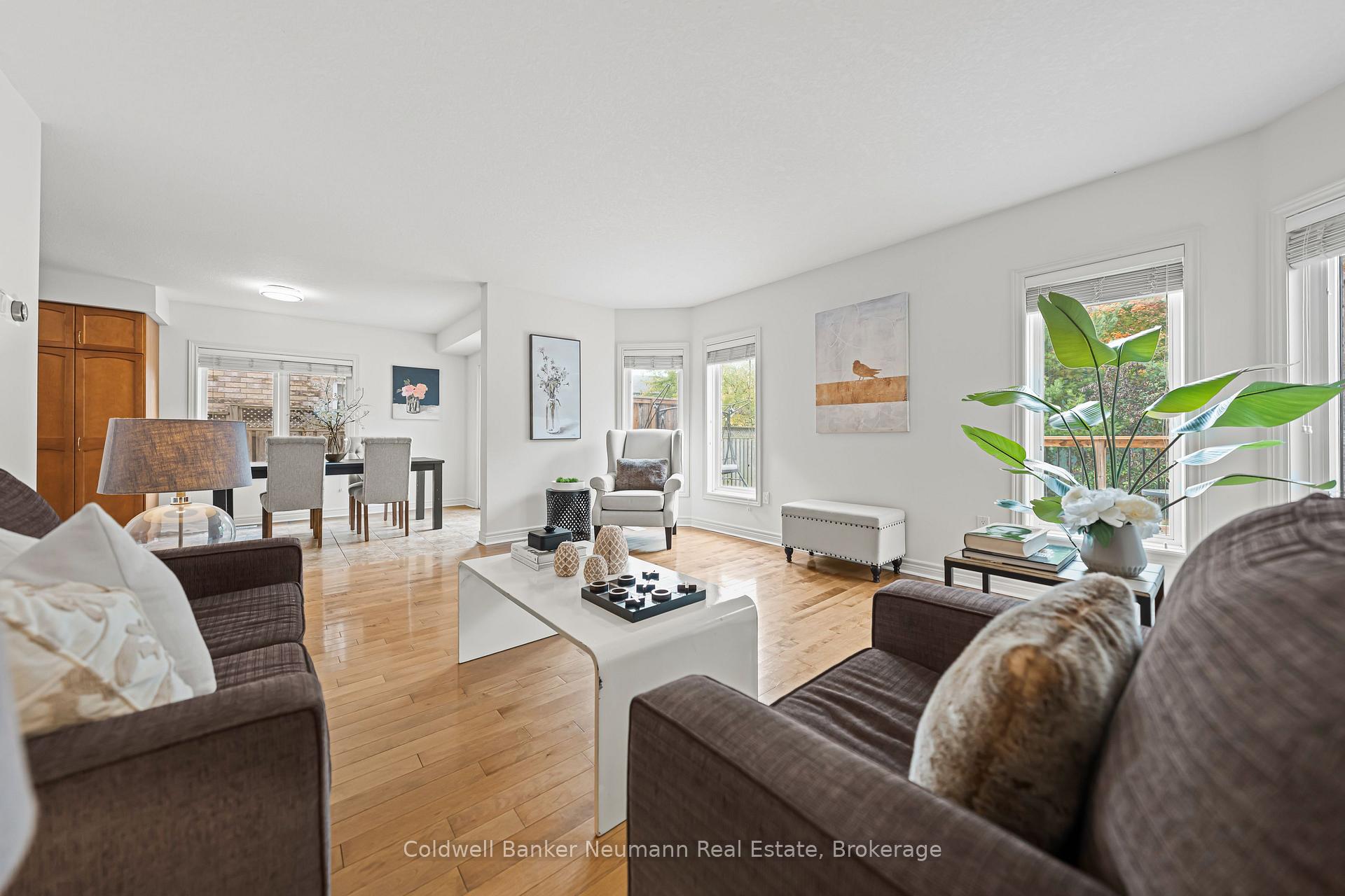 Photo 21 of 42 Mcarthur Drive, Guelph, Pineridge/Westminster Woods — HOMEH