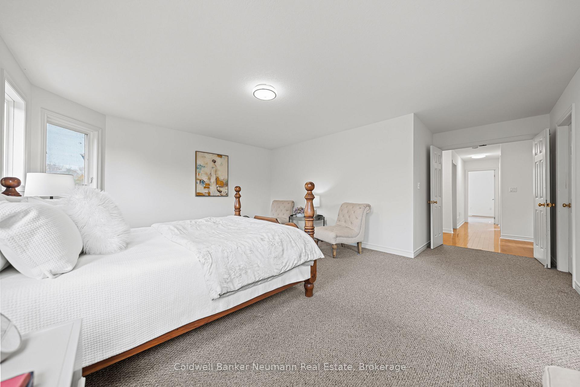 Photo 25 of 42 Mcarthur Drive, Guelph, Pineridge/Westminster Woods — HOMEH