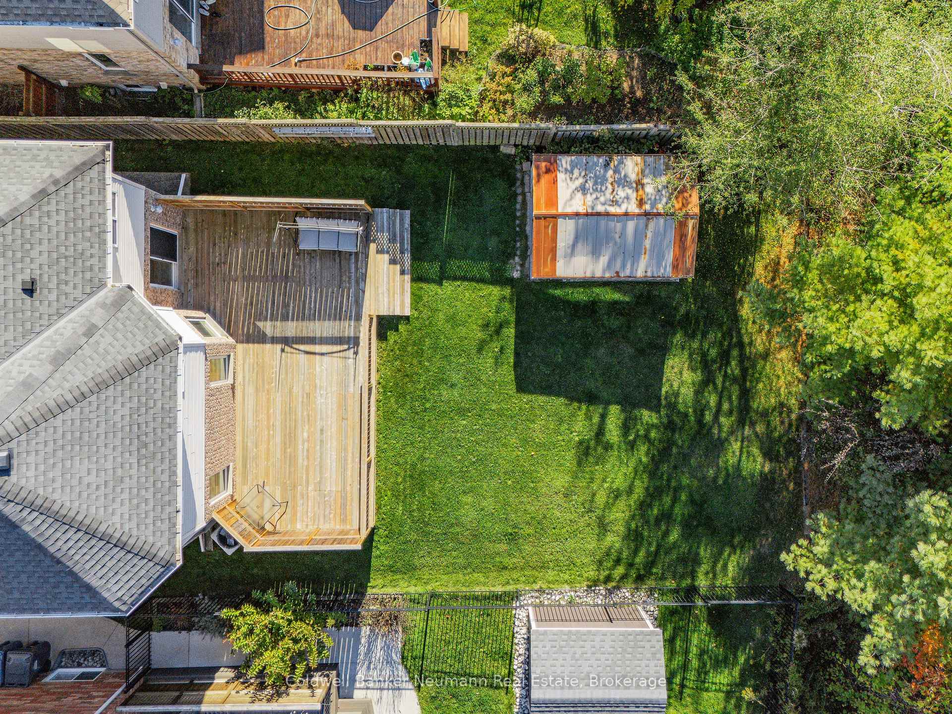 Photo 46 of 42 Mcarthur Drive, Guelph, Pineridge/Westminster Woods — HOMEH