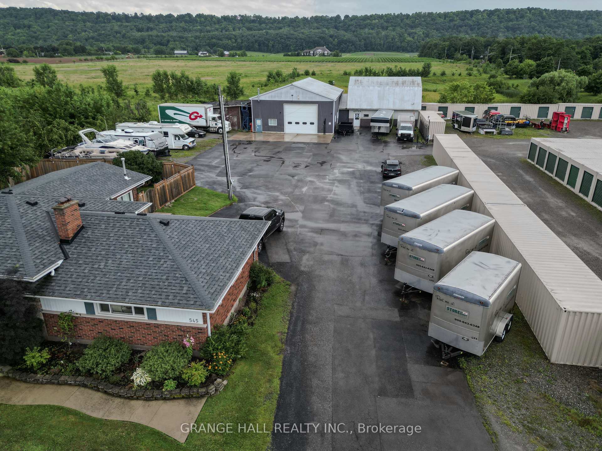 Photo 5 of 545 Main Street W, Grimsby, Grimsby West — HOMEH