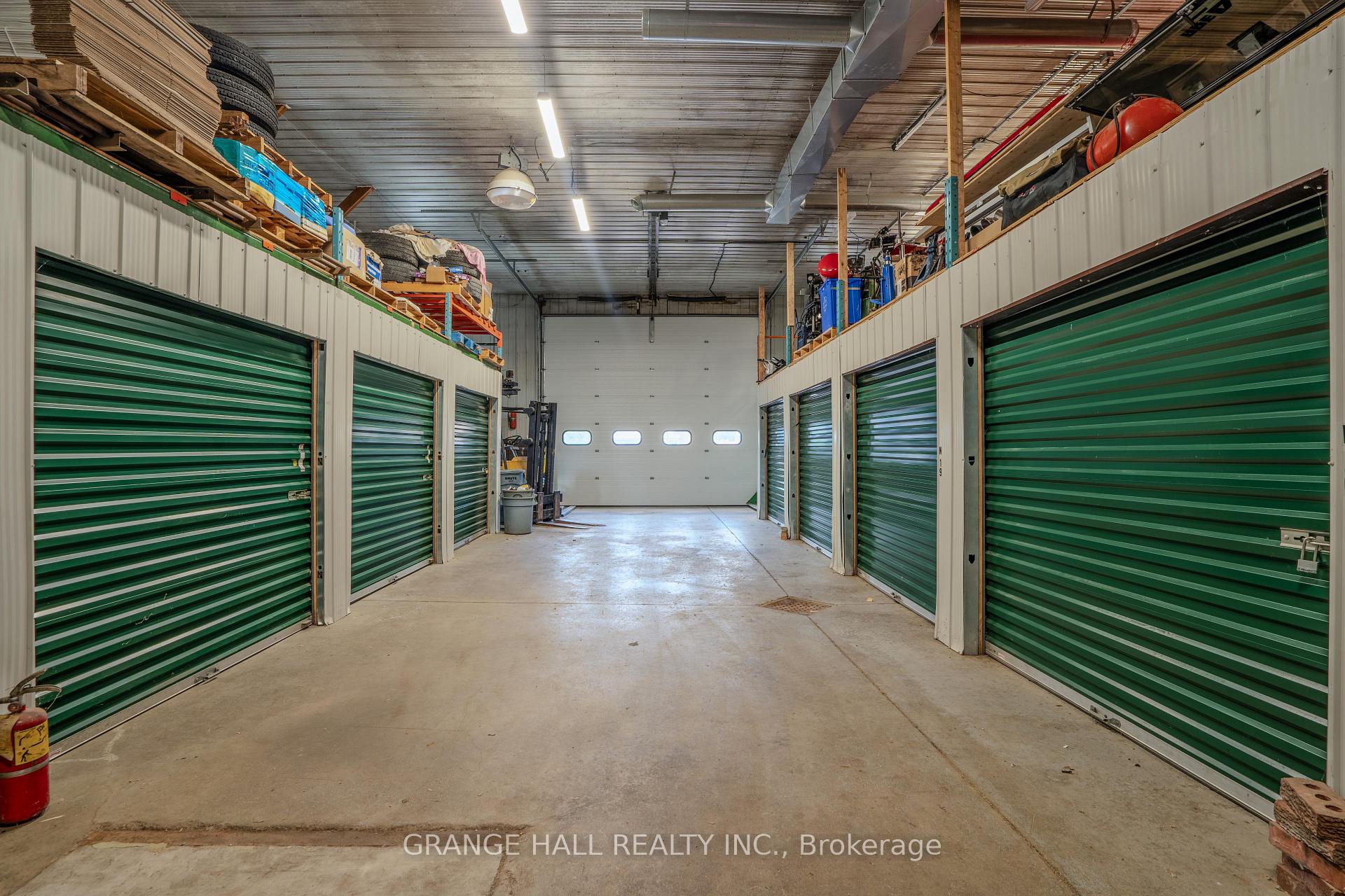 Photo 8 of 545 Main Street W, Grimsby, Grimsby West — HOMEH