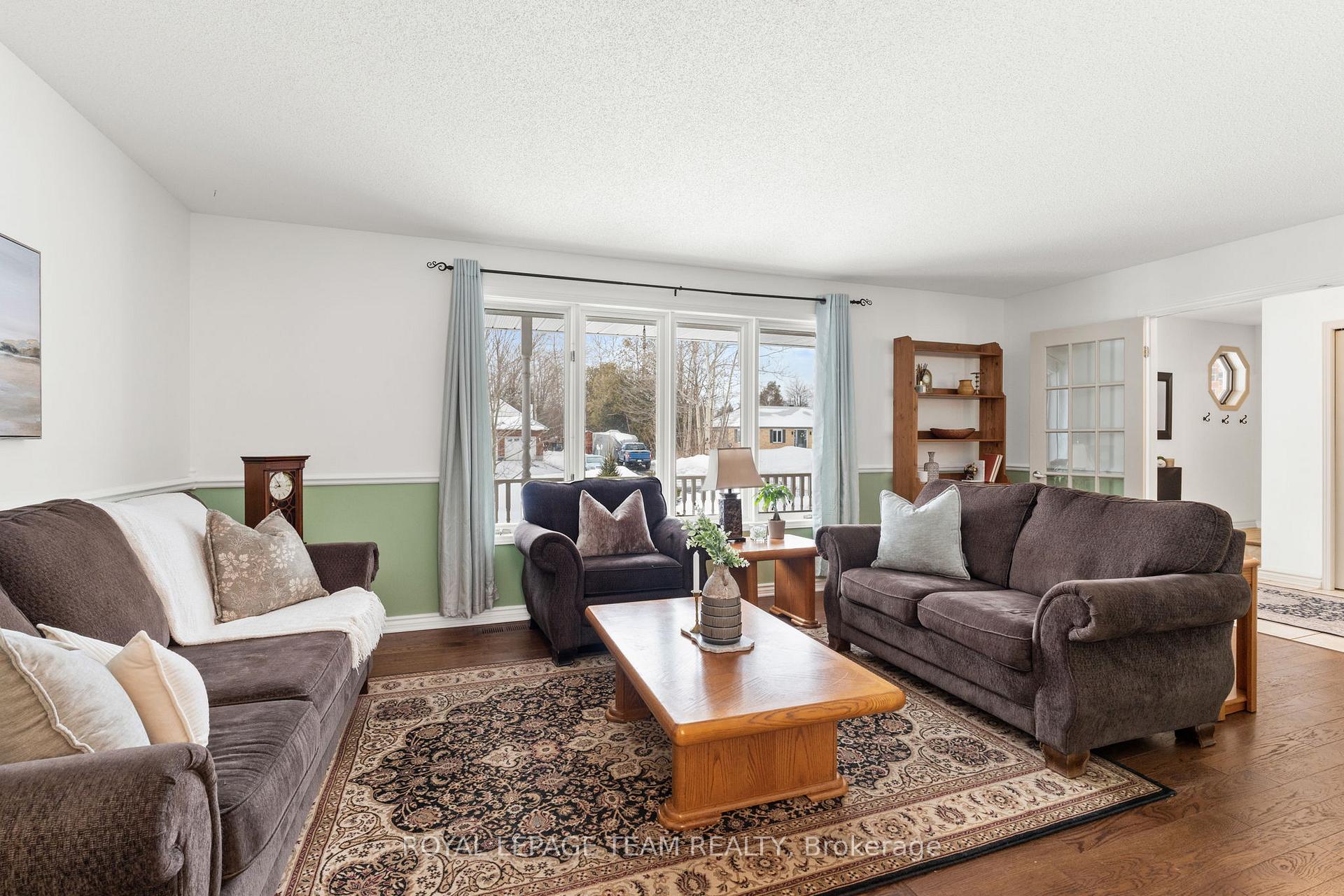 Photo 8 of 3377 Bramble Lane, Ottawa, Osgoode — HOMEH