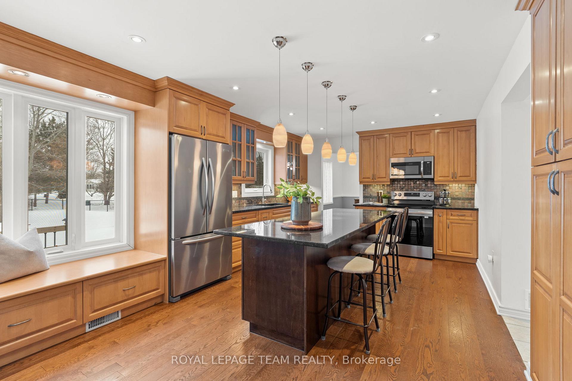 Photo 13 of 3377 Bramble Lane, Ottawa, Osgoode — HOMEH