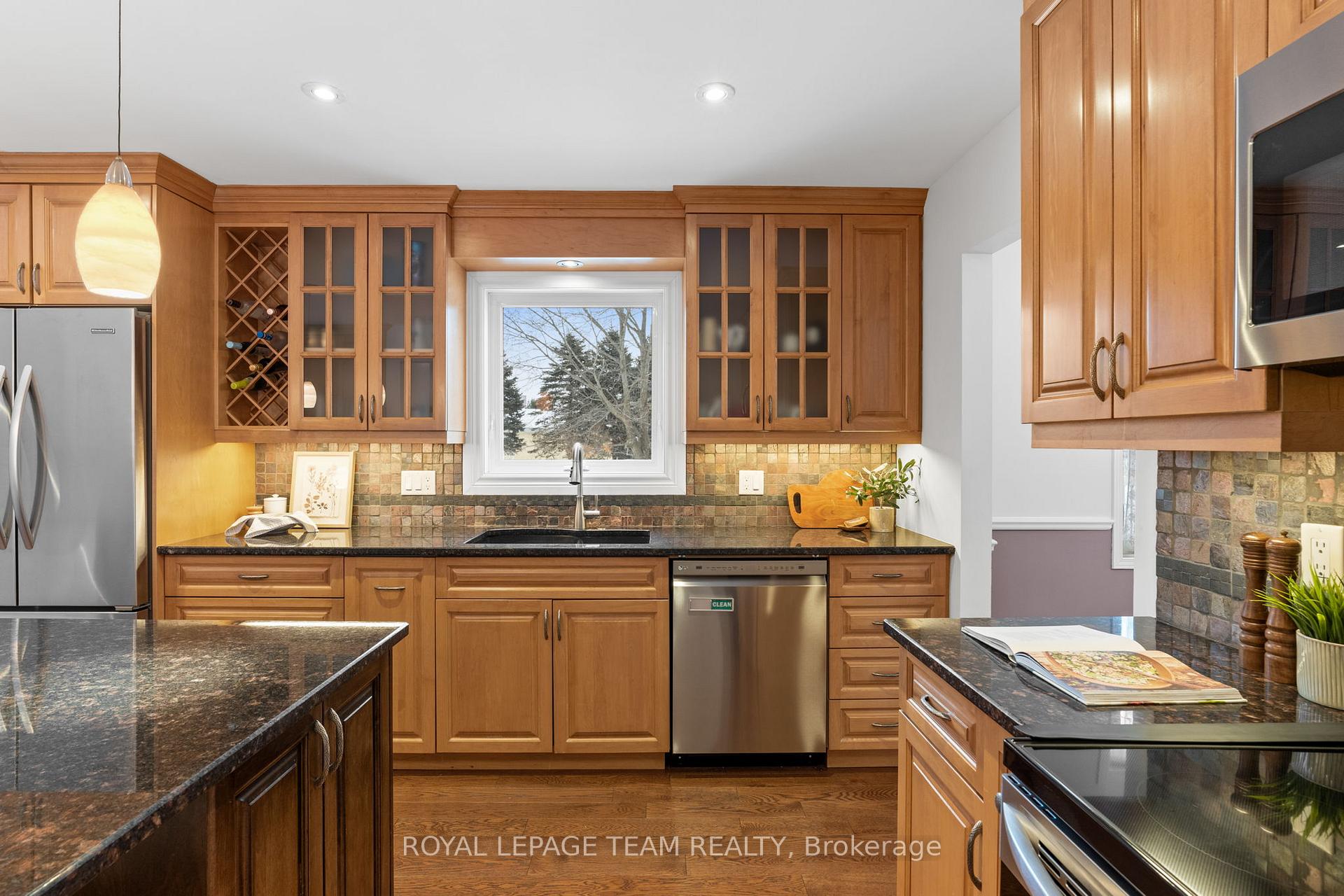 Photo 18 of 3377 Bramble Lane, Ottawa, Osgoode — HOMEH