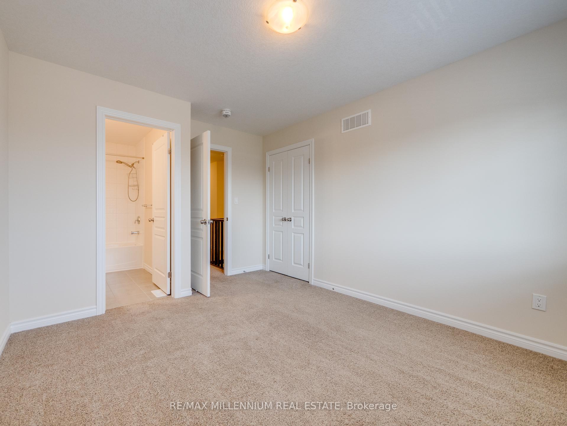 Photo 19 of Unit #1, 11 Burcombe Cross UPPER, Guelph, Pineridge/Westminster Woods — HOMEH
