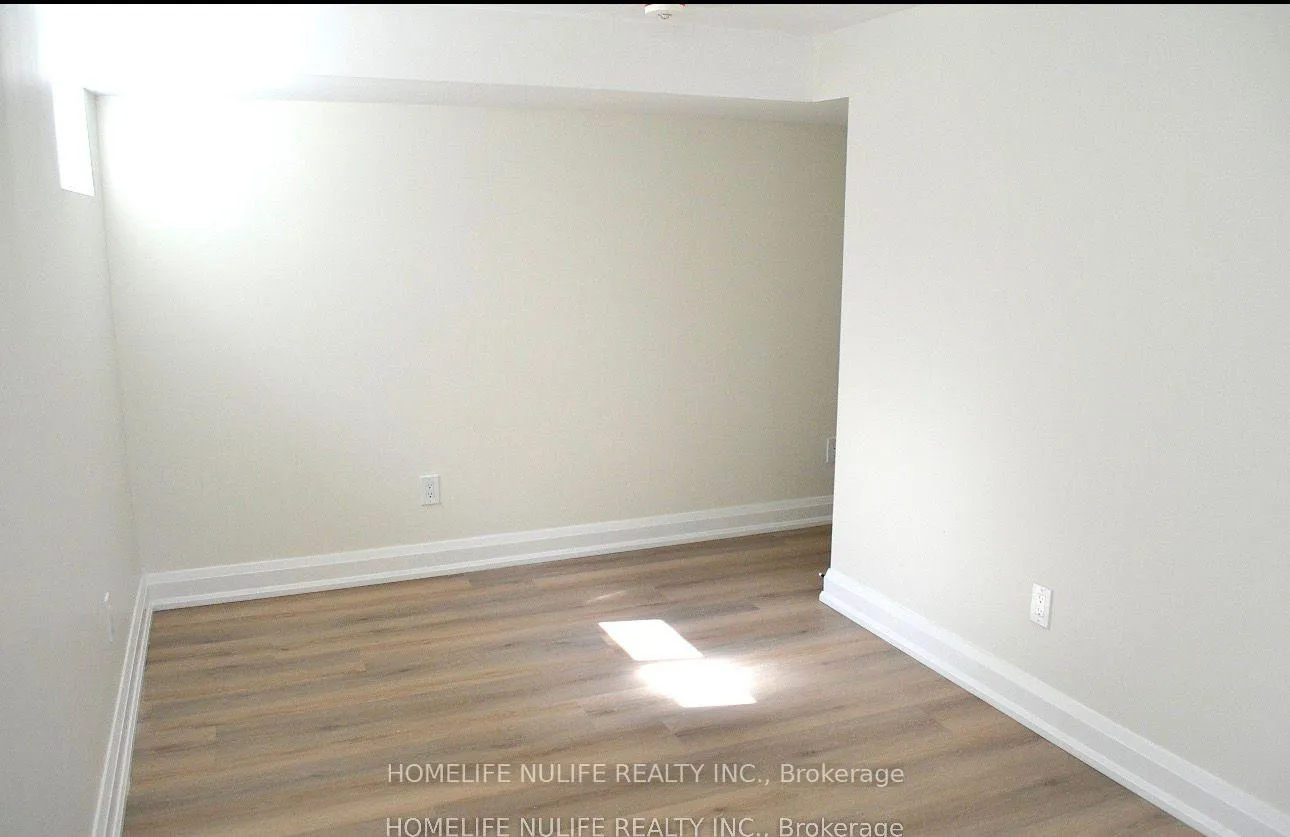 Photo 5 of Unit Basement, 188 Parkside Drive, Hamilton, Waterdown — HOMEH