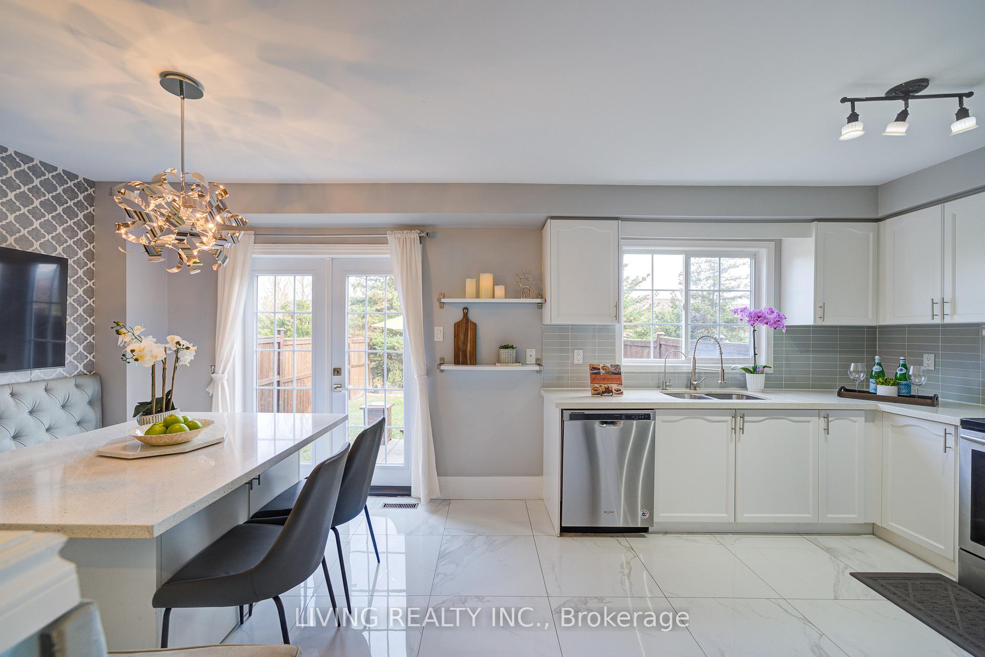 Photo 7 of 244 Fitzgerald Crescent, Milton, Dempsey — HOMEH