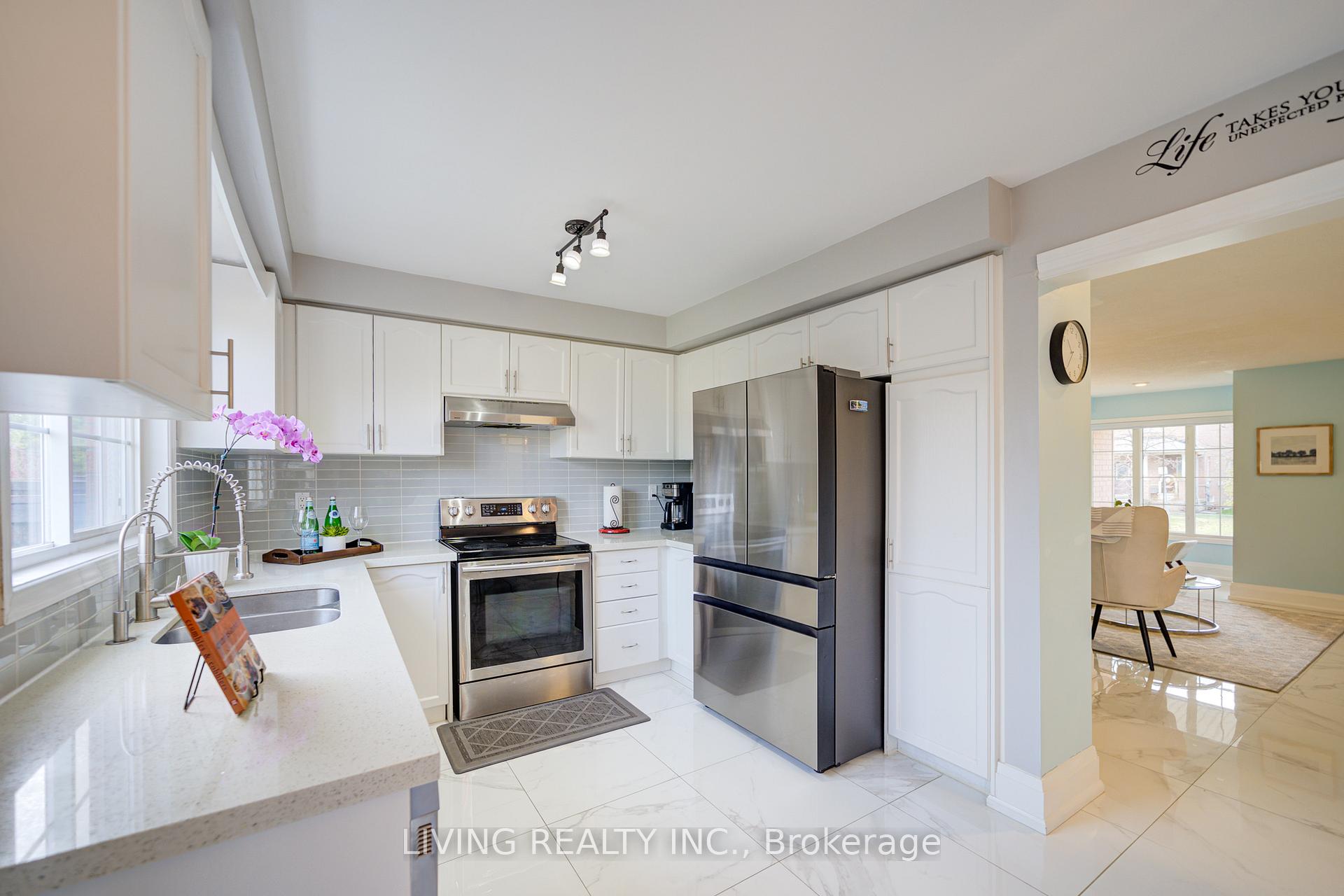 Photo 9 of 244 Fitzgerald Crescent, Milton, Dempsey — HOMEH