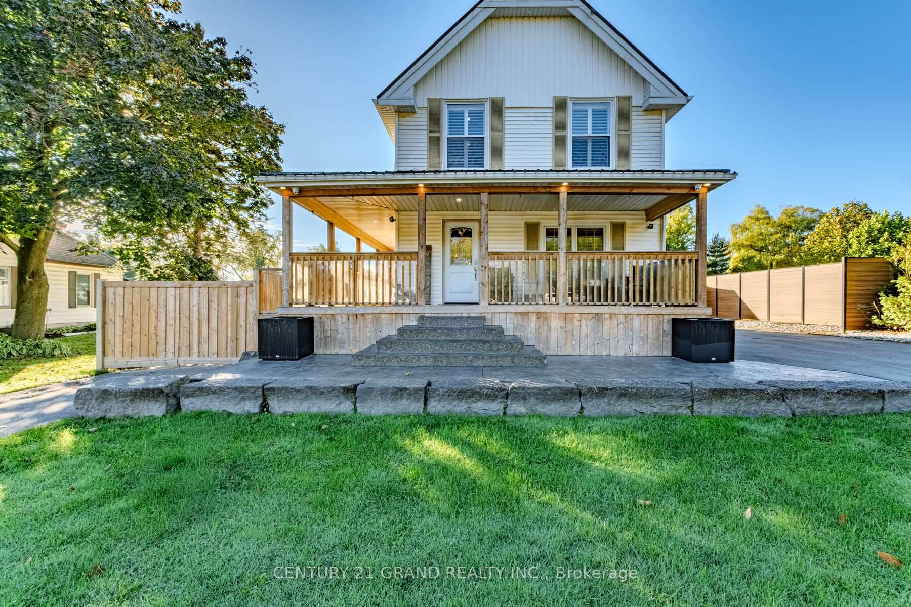 Photo 3 of 233 Oakland Road, Brant, Oakland — HOMEH
