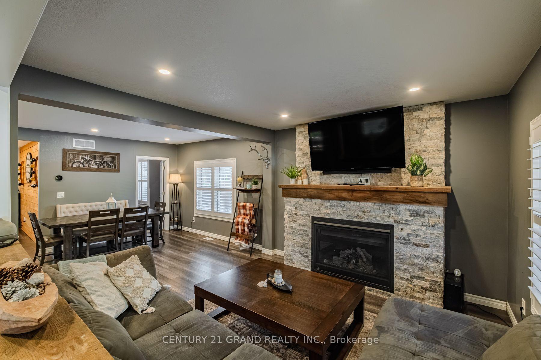 Photo 8 of 233 Oakland Road, Brant, Oakland — HOMEH
