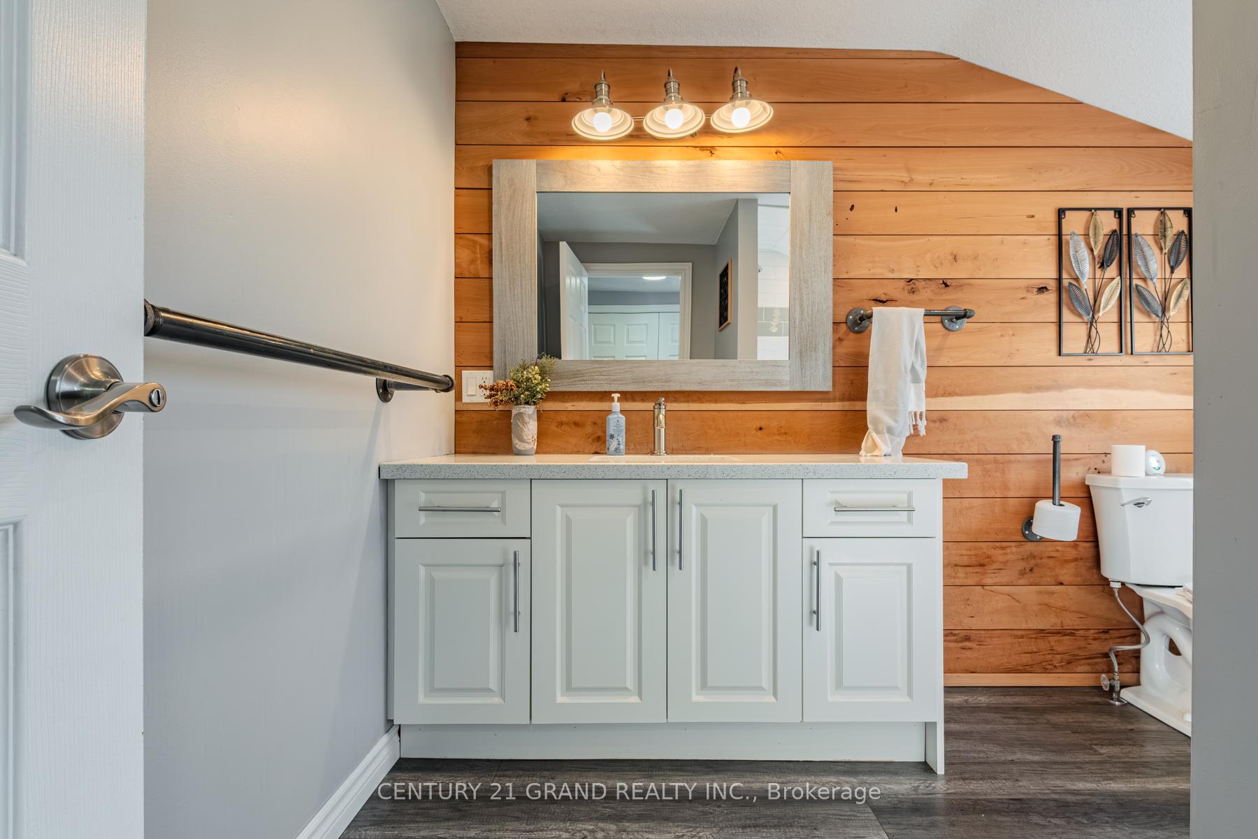 Photo 17 of 233 Oakland Road, Brant, Oakland — HOMEH