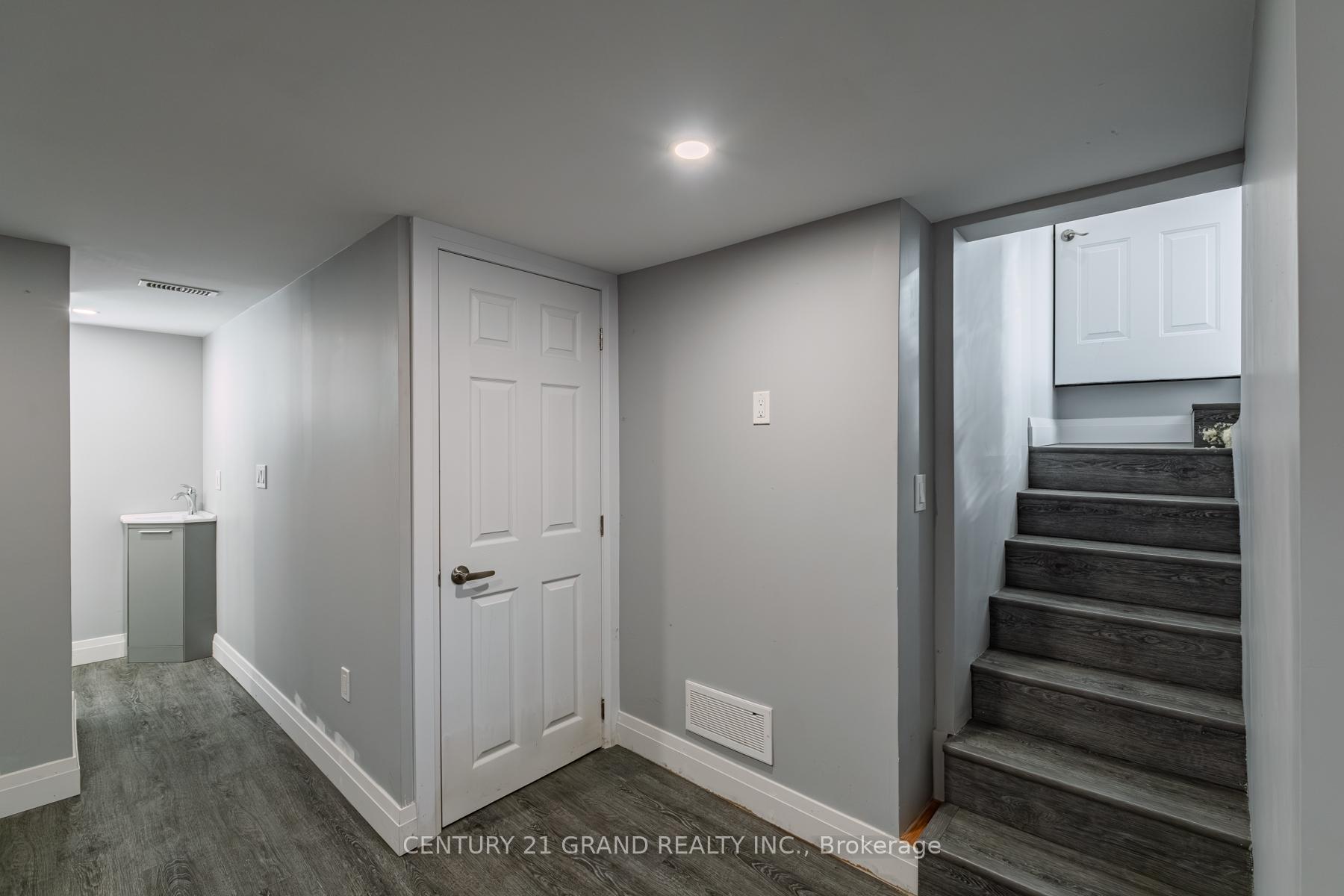 Photo 23 of 233 Oakland Road, Brant, Oakland — HOMEH