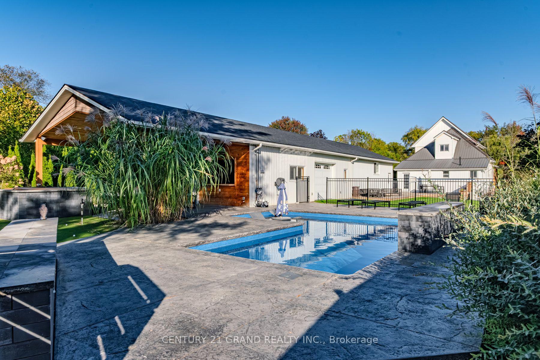 Photo 33 of 233 Oakland Road, Brant, Oakland — HOMEH