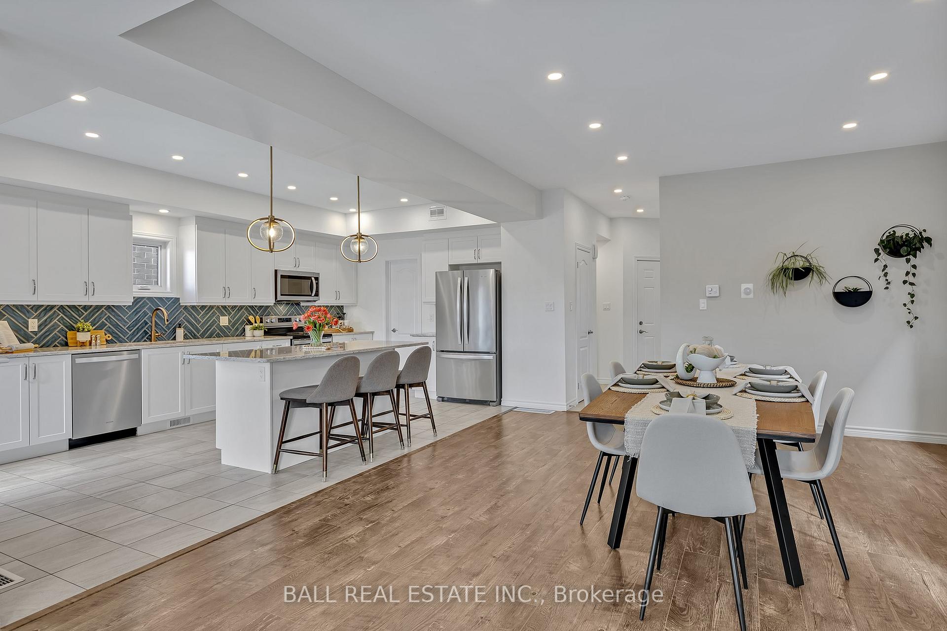 Photo 6 of 723 Sawmill Road, Peterborough, Northcrest Ward 5 — HOMEH