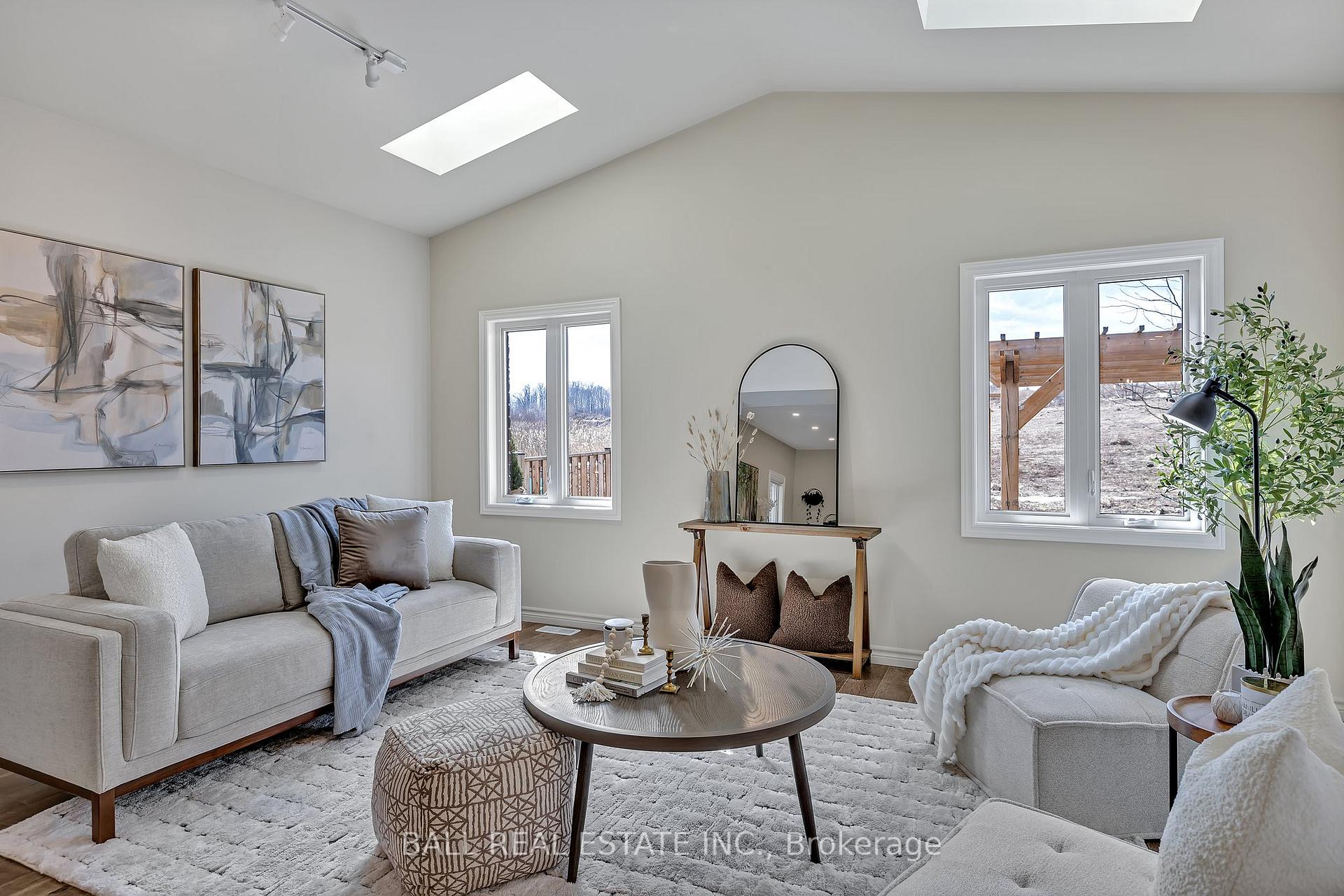 Photo 13 of 723 Sawmill Road, Peterborough, Northcrest Ward 5 — HOMEH