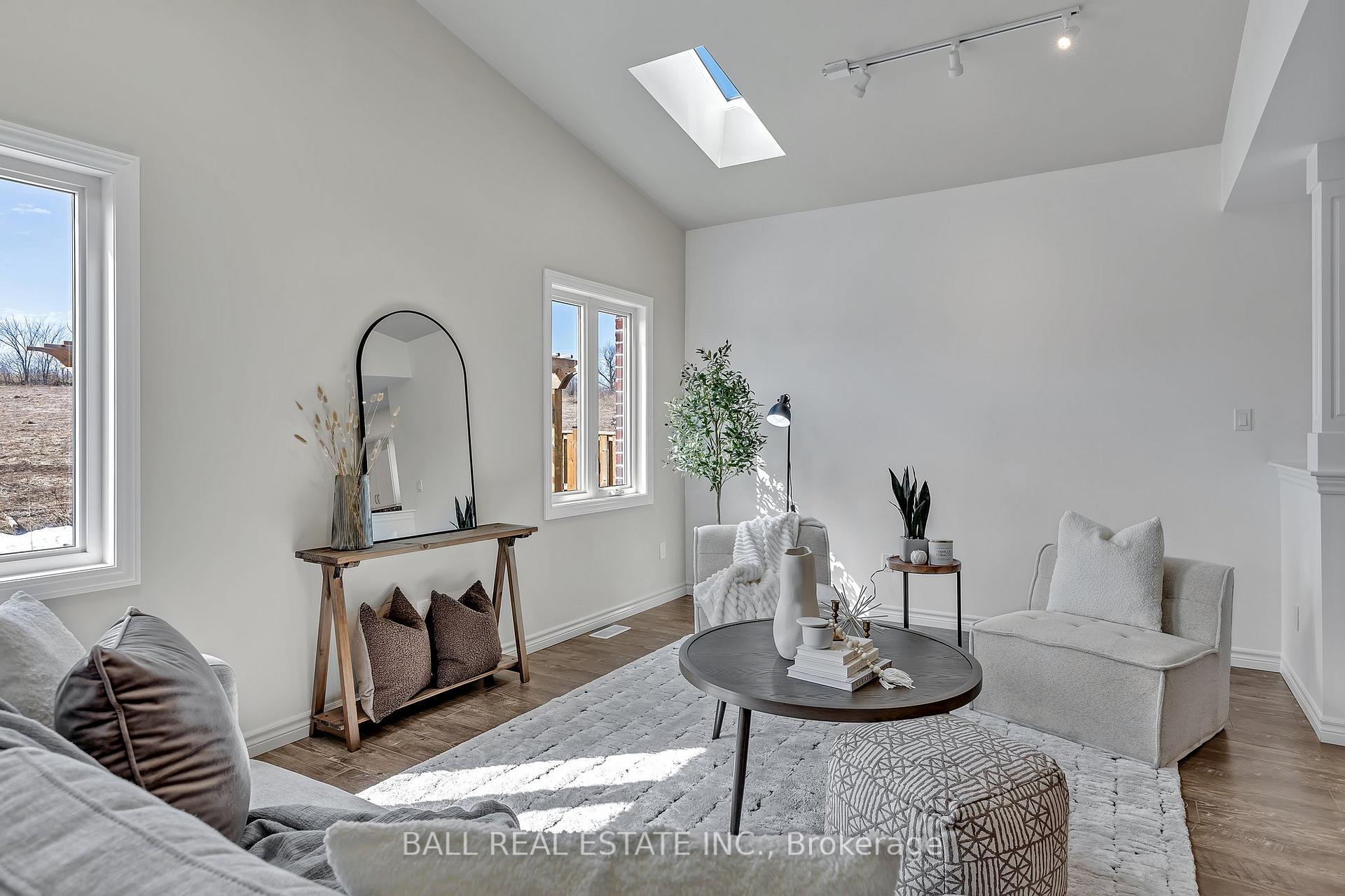 Photo 15 of 723 Sawmill Road, Peterborough, Northcrest Ward 5 — HOMEH