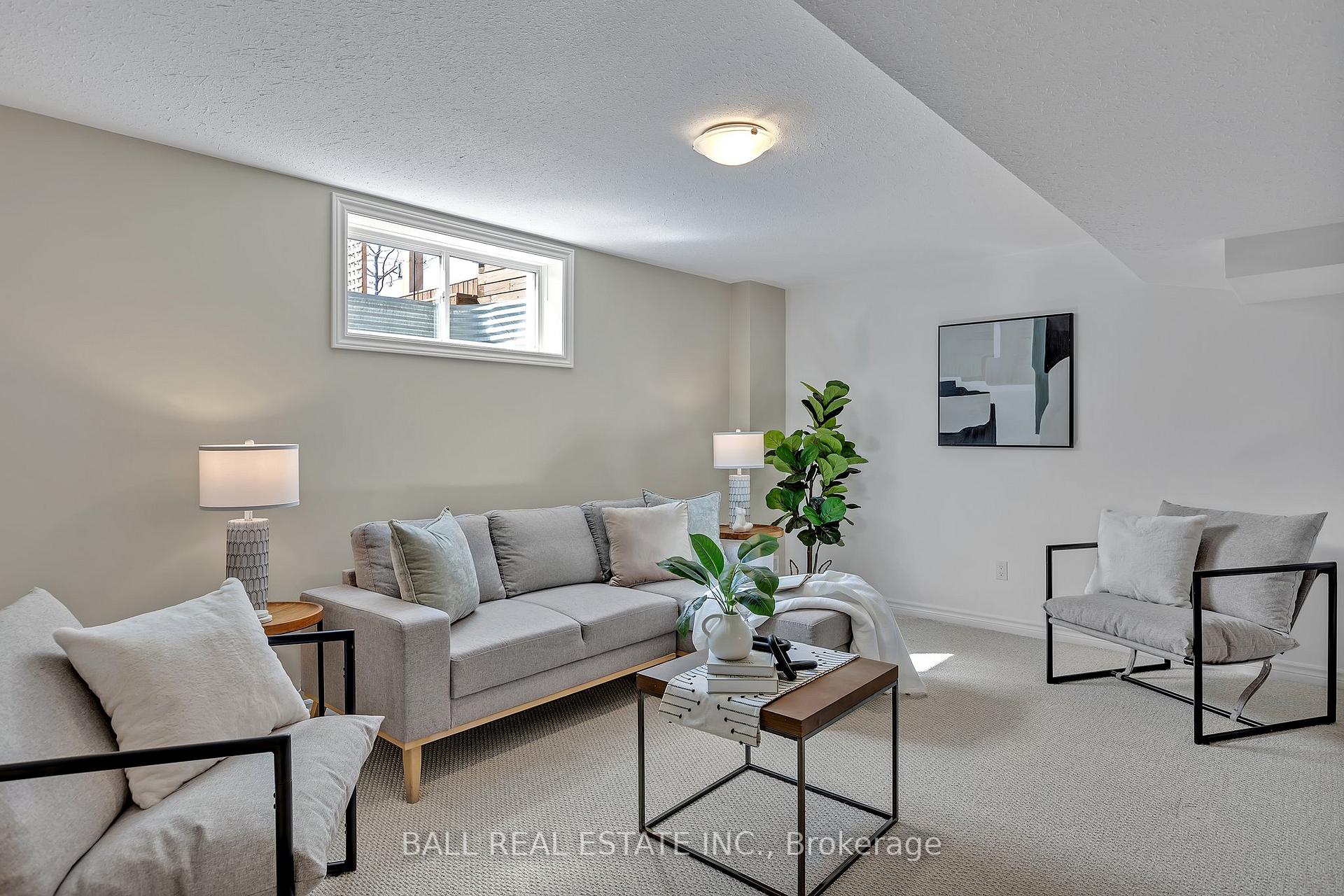 Photo 33 of 723 Sawmill Road, Peterborough, Northcrest Ward 5 — HOMEH
