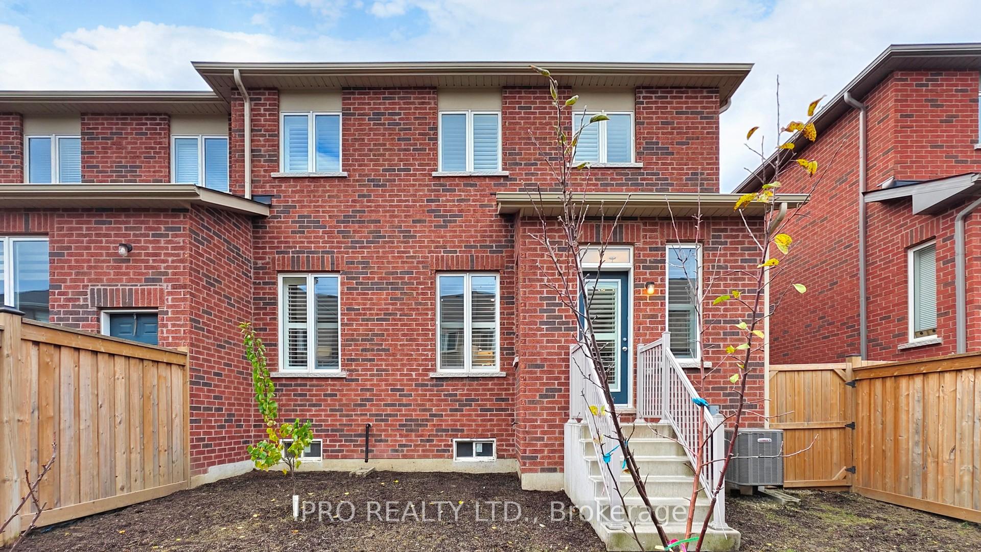 Photo 39 of 97 Bronson Terrace, Milton, Ford — HOMEH