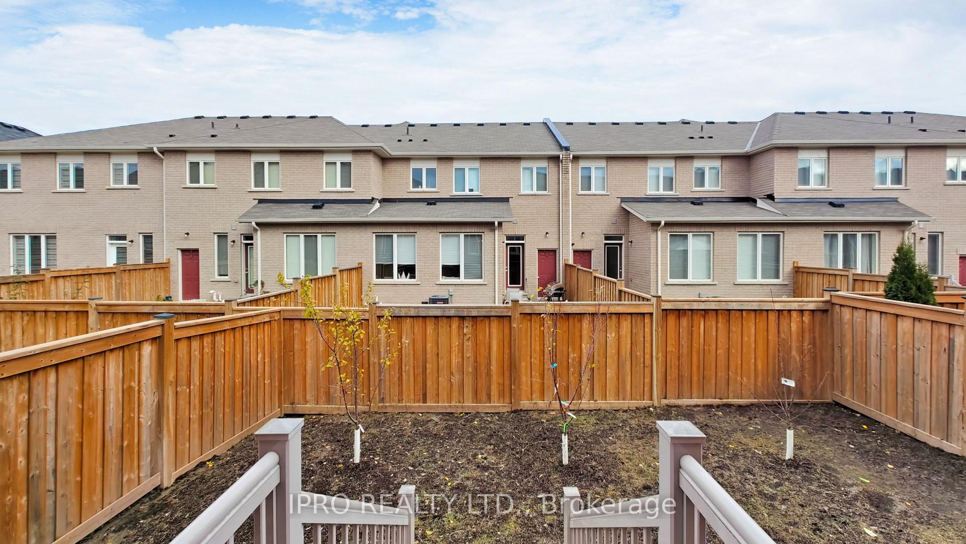 Photo 40 of 97 Bronson Terrace, Milton, Ford — HOMEH