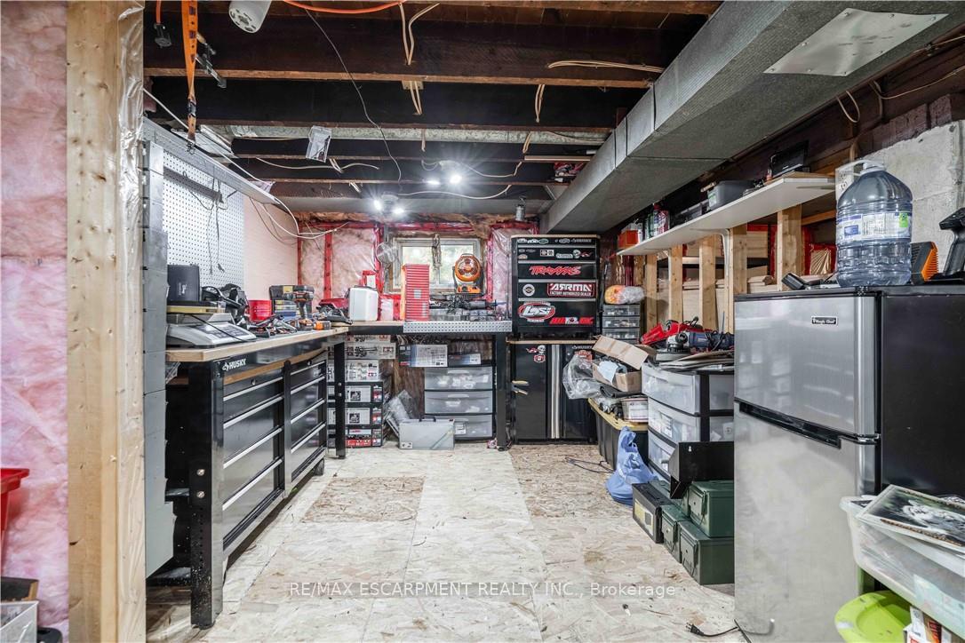 Photo 18 of 228 Province Street S, Hamilton, Delta — HOMEH
