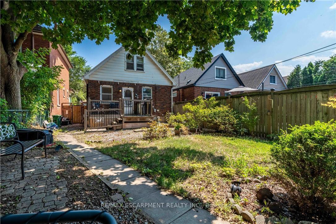 Photo 22 of 228 Province Street S, Hamilton, Delta — HOMEH
