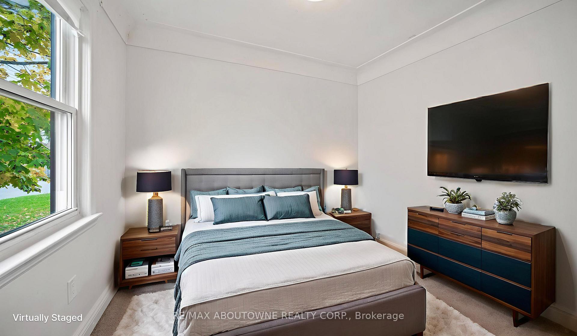 Photo 6 of 661 Brighton Avenue, Hamilton, Parkview — HOMEH