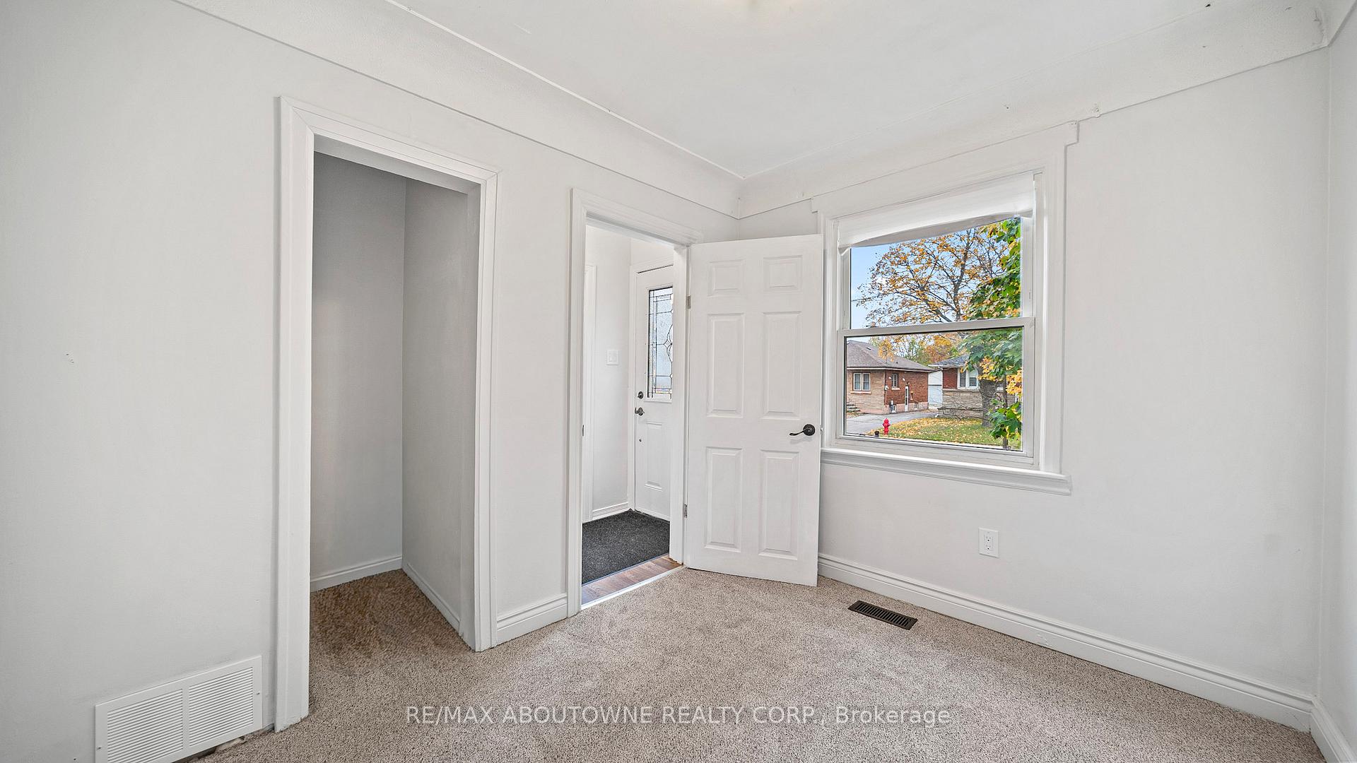 Photo 7 of 661 Brighton Avenue, Hamilton, Parkview — HOMEH