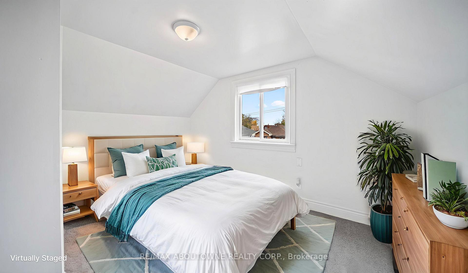 Photo 14 of 661 Brighton Avenue, Hamilton, Parkview — HOMEH