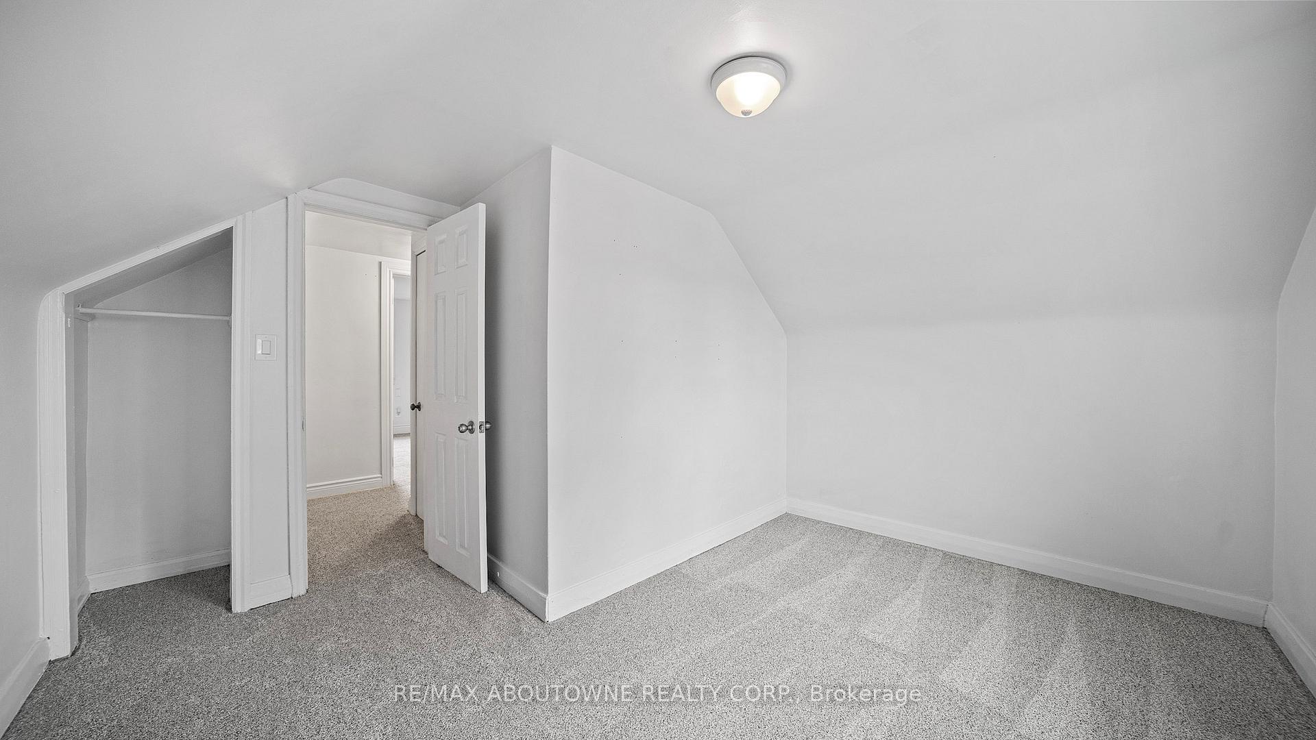 Photo 18 of 661 Brighton Avenue, Hamilton, Parkview — HOMEH