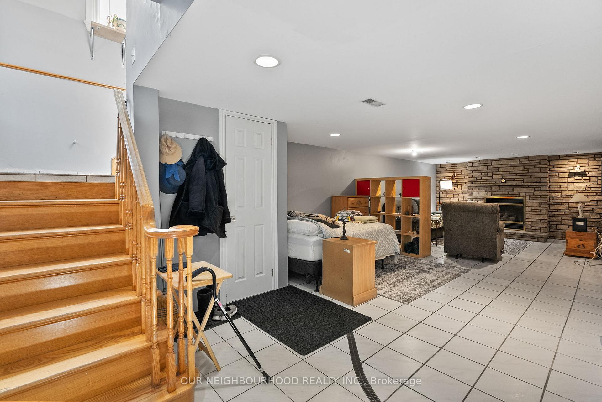 Photo 27 of 622 Harold Drive, Peterborough, Otonabee Ward 1 — HOMEH