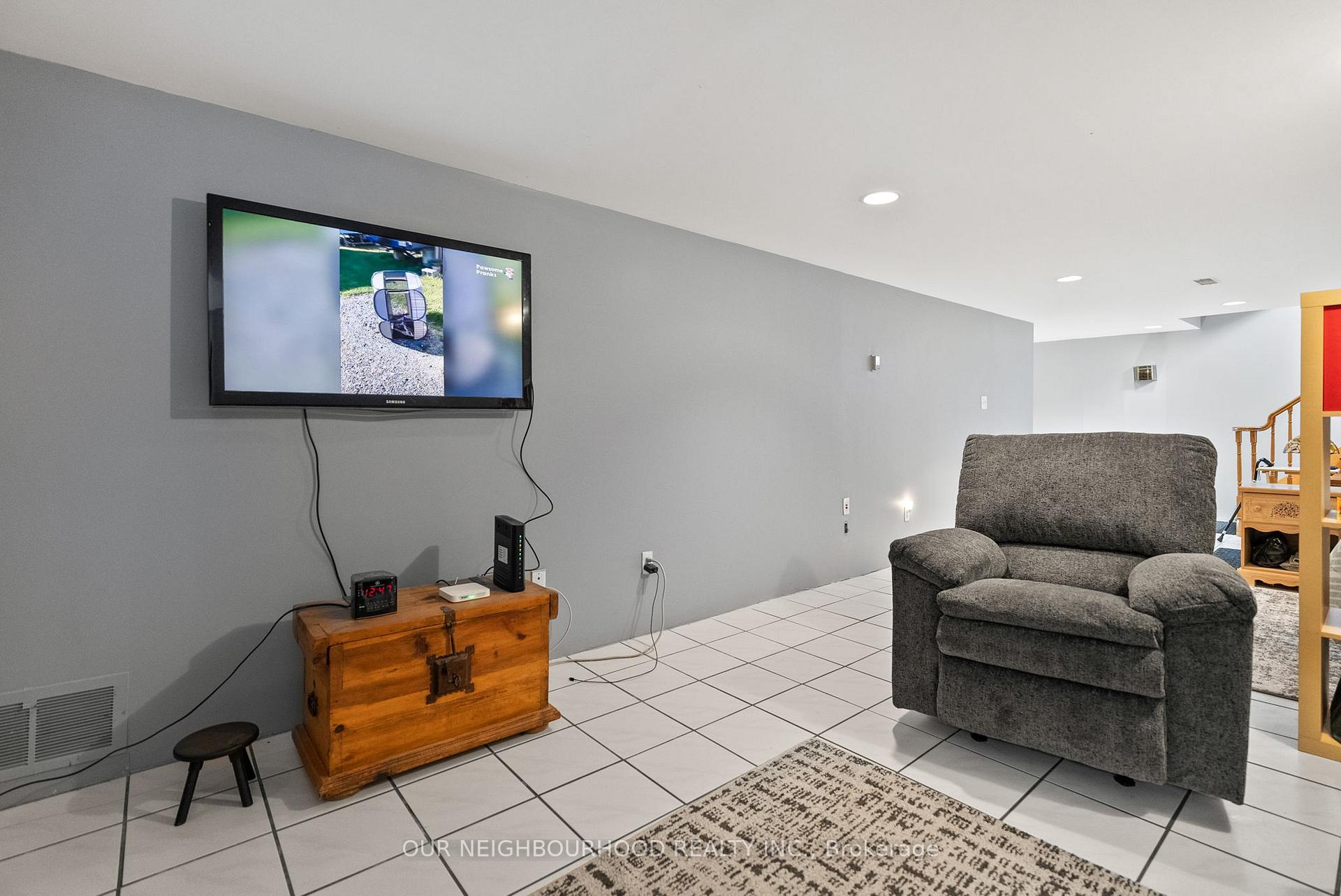 Photo 31 of 622 Harold Drive, Peterborough, Otonabee Ward 1 — HOMEH