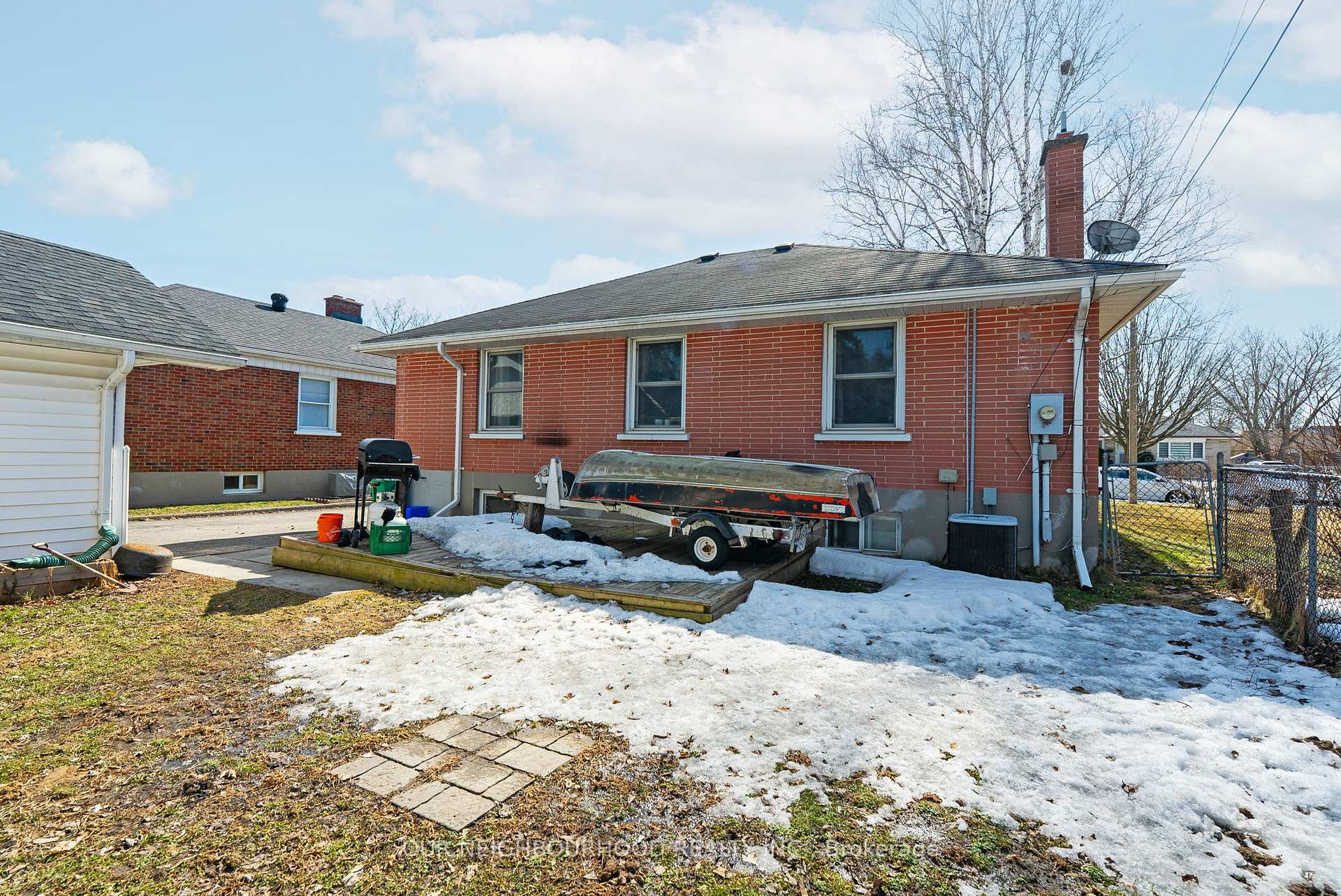 Photo 38 of 622 Harold Drive, Peterborough, Otonabee Ward 1 — HOMEH