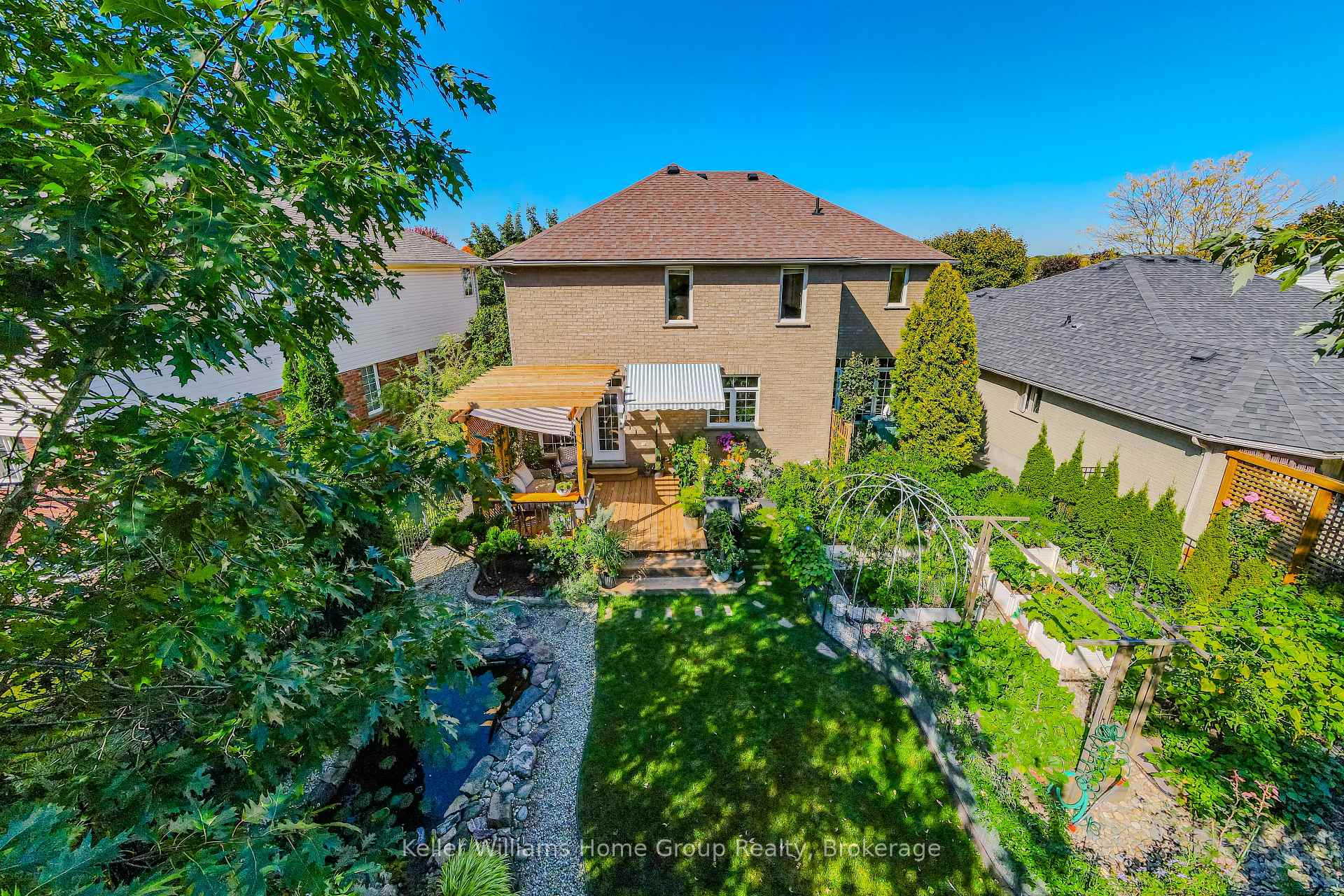 Photo 3 of 75 Hazelwood Drive, Guelph, Kortright Hills — HOMEH
