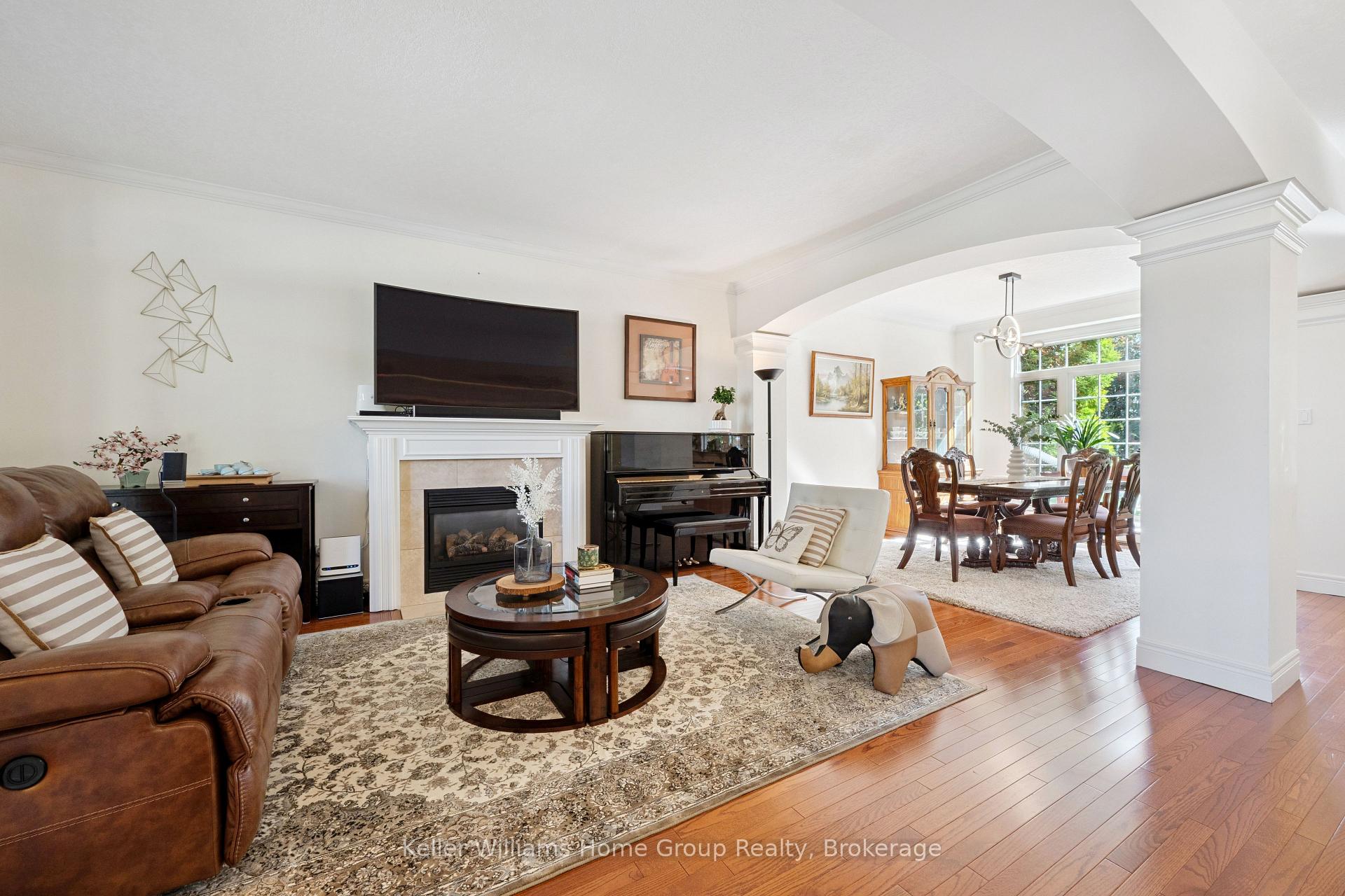 Photo 10 of 75 Hazelwood Drive, Guelph, Kortright Hills — HOMEH