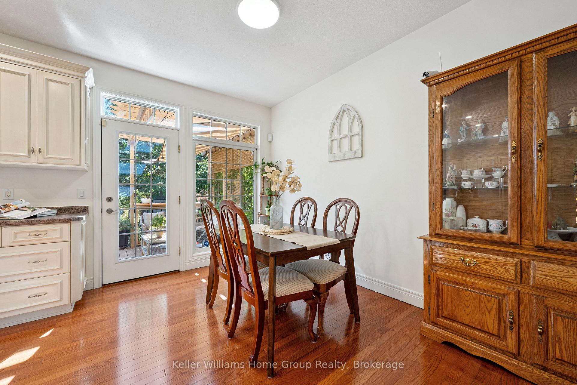 Photo 19 of 75 Hazelwood Drive, Guelph, Kortright Hills — HOMEH