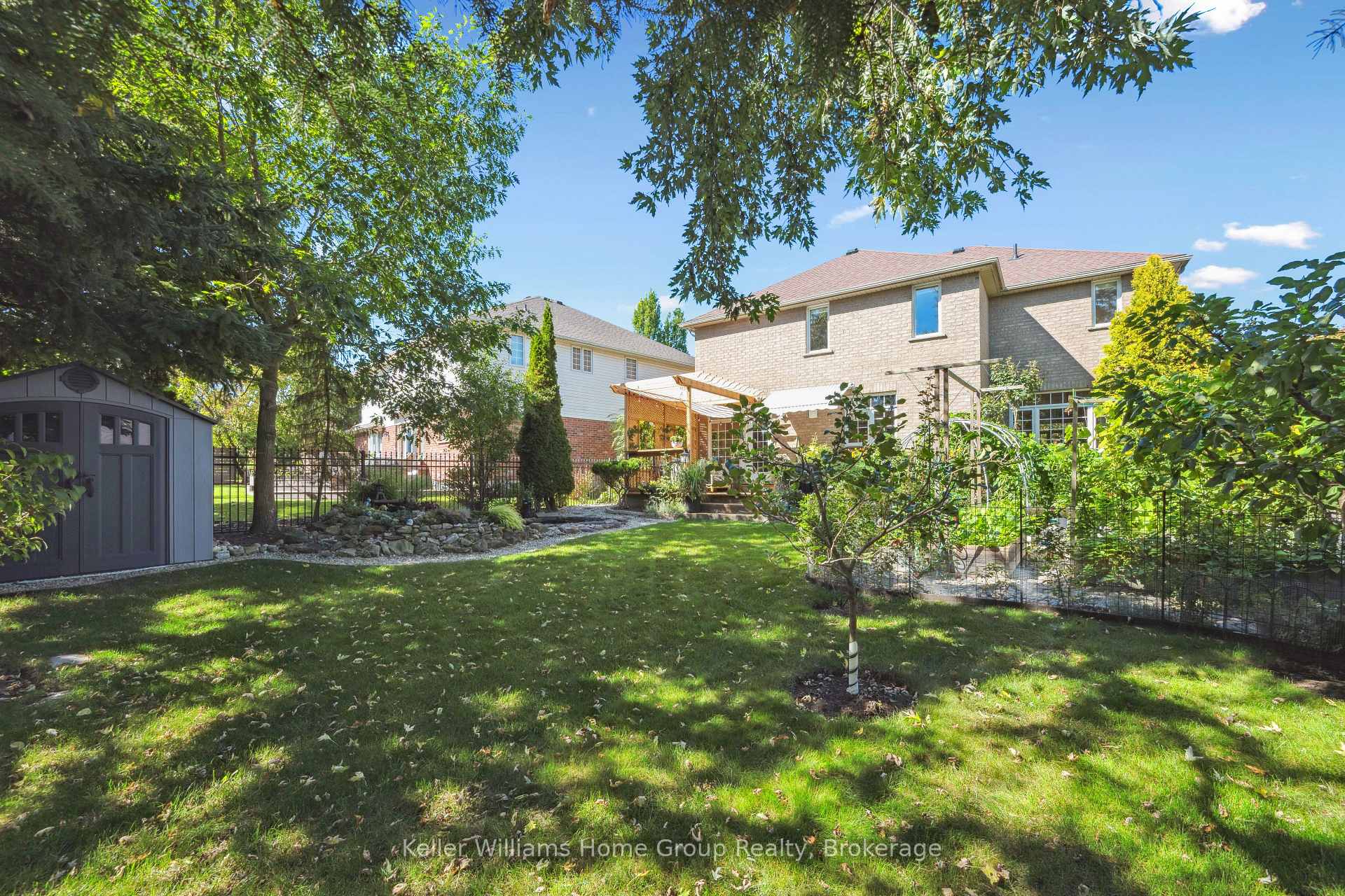Photo 41 of 75 Hazelwood Drive, Guelph, Kortright Hills — HOMEH