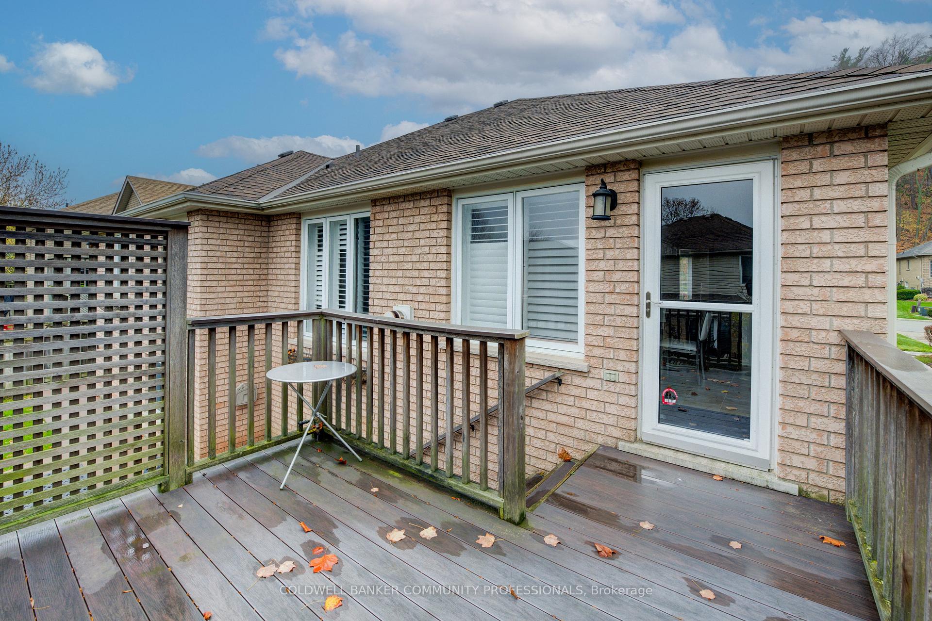 Photo 30 of 129 Dorchester Drive, Grimsby, Grimsby East — HOMEH