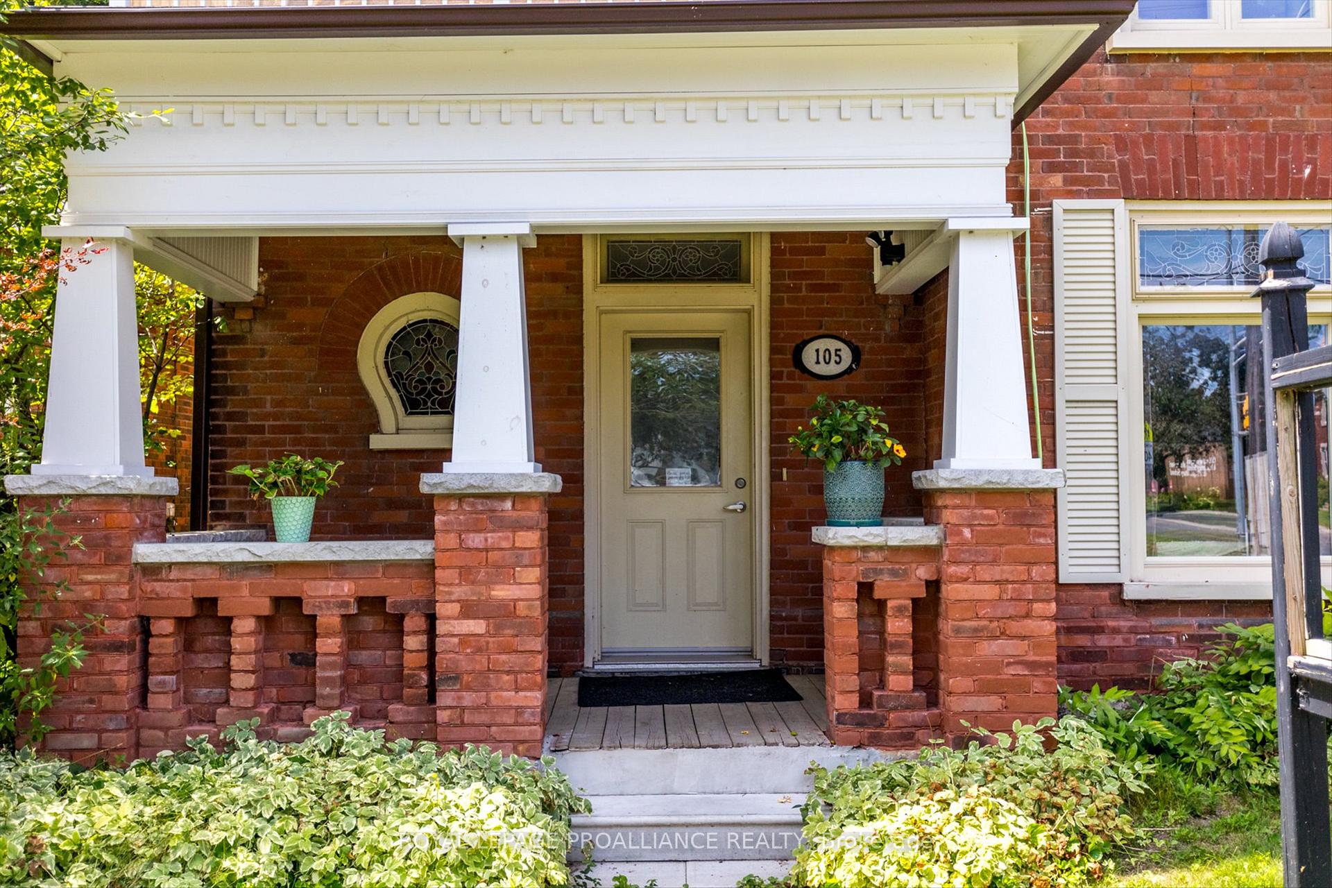 Photo 3 of 105 Aylmer Street S, Peterborough, Town Ward 3 — HOMEH