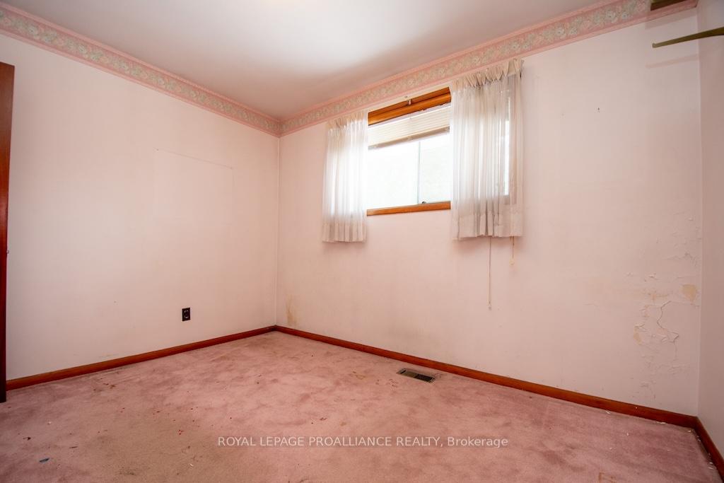 Photo 14 of 1216 Algonquin Boulevard, Peterborough, Northcrest Ward 5 — HOMEH