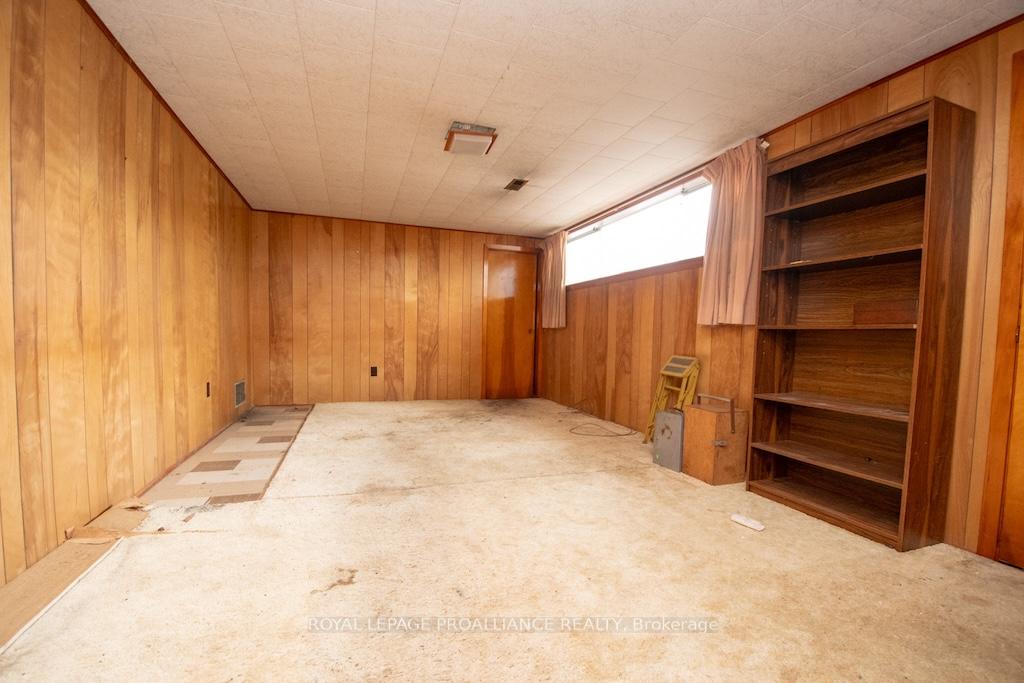 Photo 21 of 1216 Algonquin Boulevard, Peterborough, Northcrest Ward 5 — HOMEH