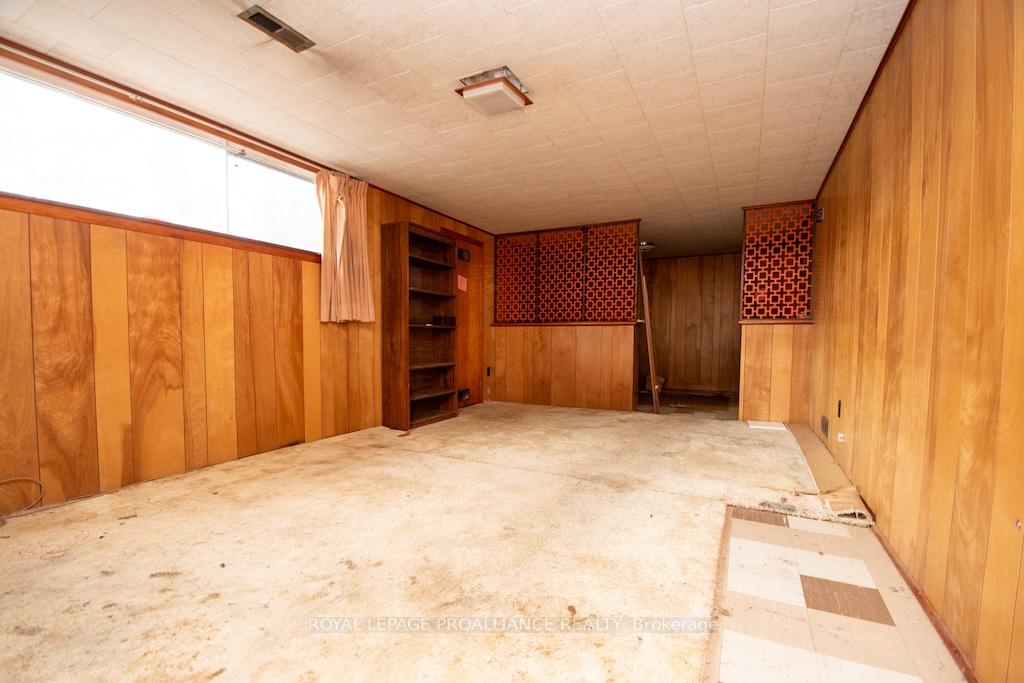 Photo 23 of 1216 Algonquin Boulevard, Peterborough, Northcrest Ward 5 — HOMEH