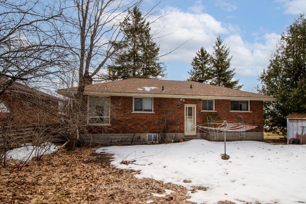 Photo 30 of 1216 Algonquin Boulevard, Peterborough, Northcrest Ward 5 — HOMEH