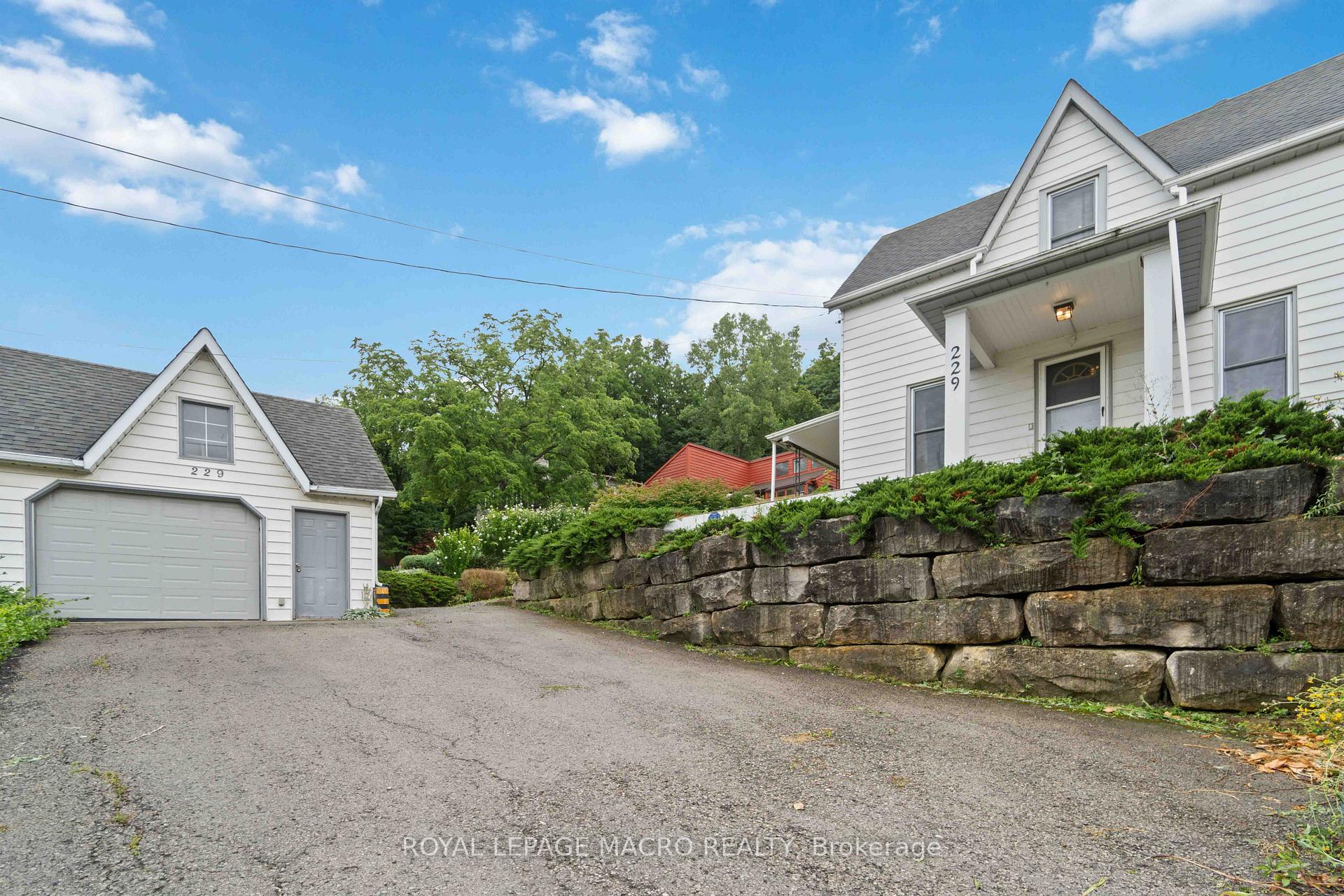 Front of 229 Main Street W