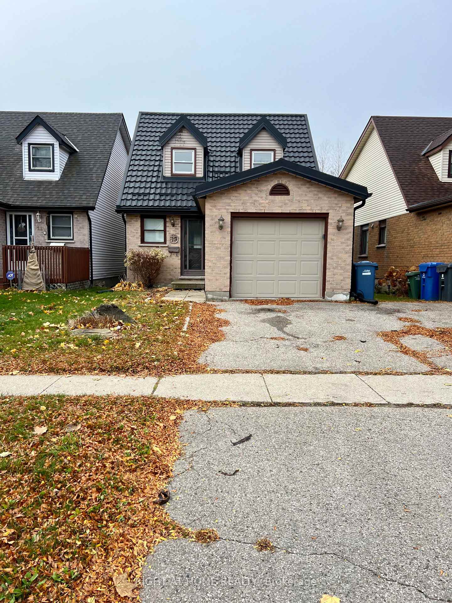 Photo 1 of 19 Walman Drive, Guelph, Kortright West — HOMEH