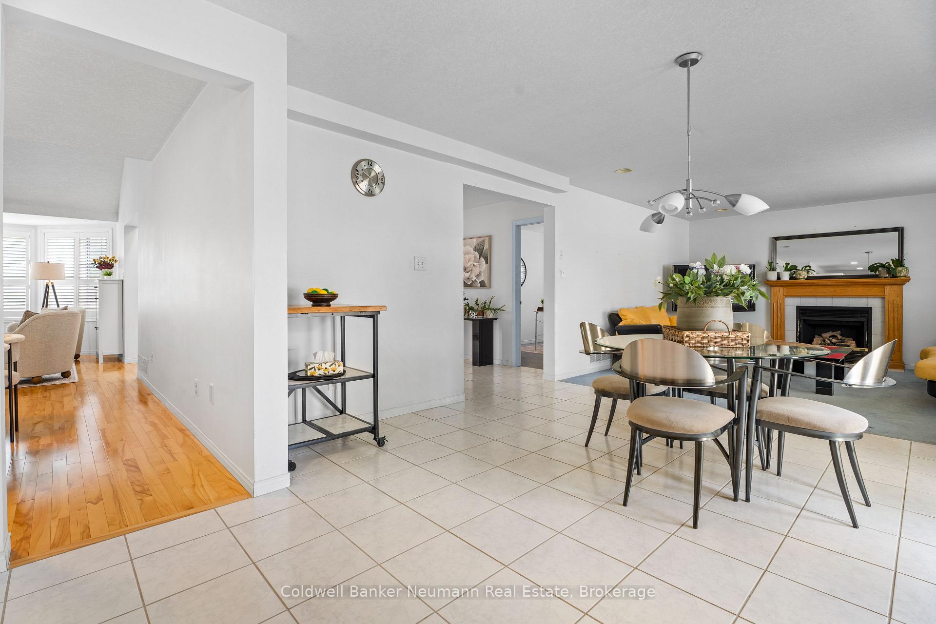 Photo 14 of 282 Imperial Road S, Guelph, Willow West/Sugarbush/West Acres — HOMEH
