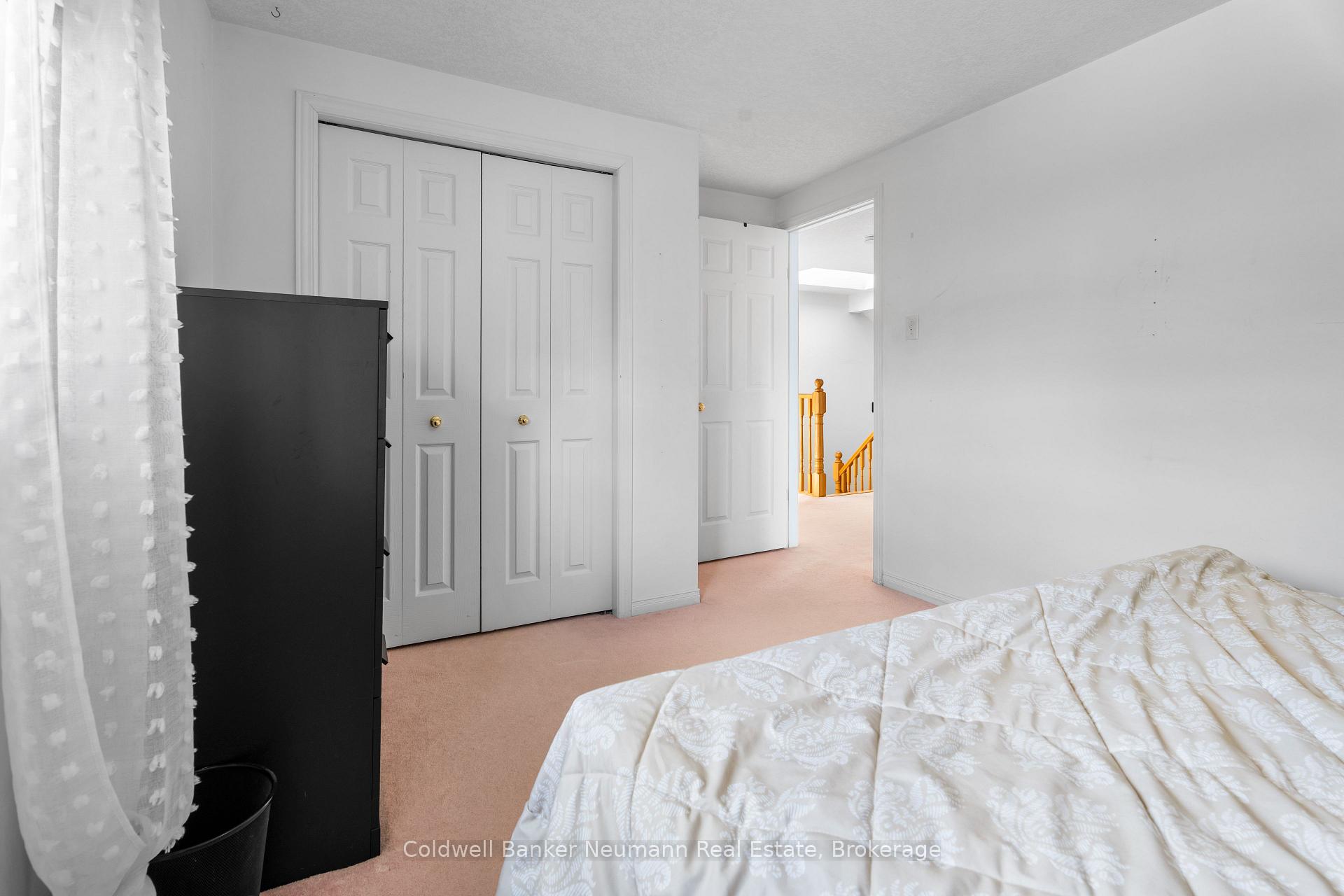 Photo 23 of 282 Imperial Road S, Guelph, Willow West/Sugarbush/West Acres — HOMEH