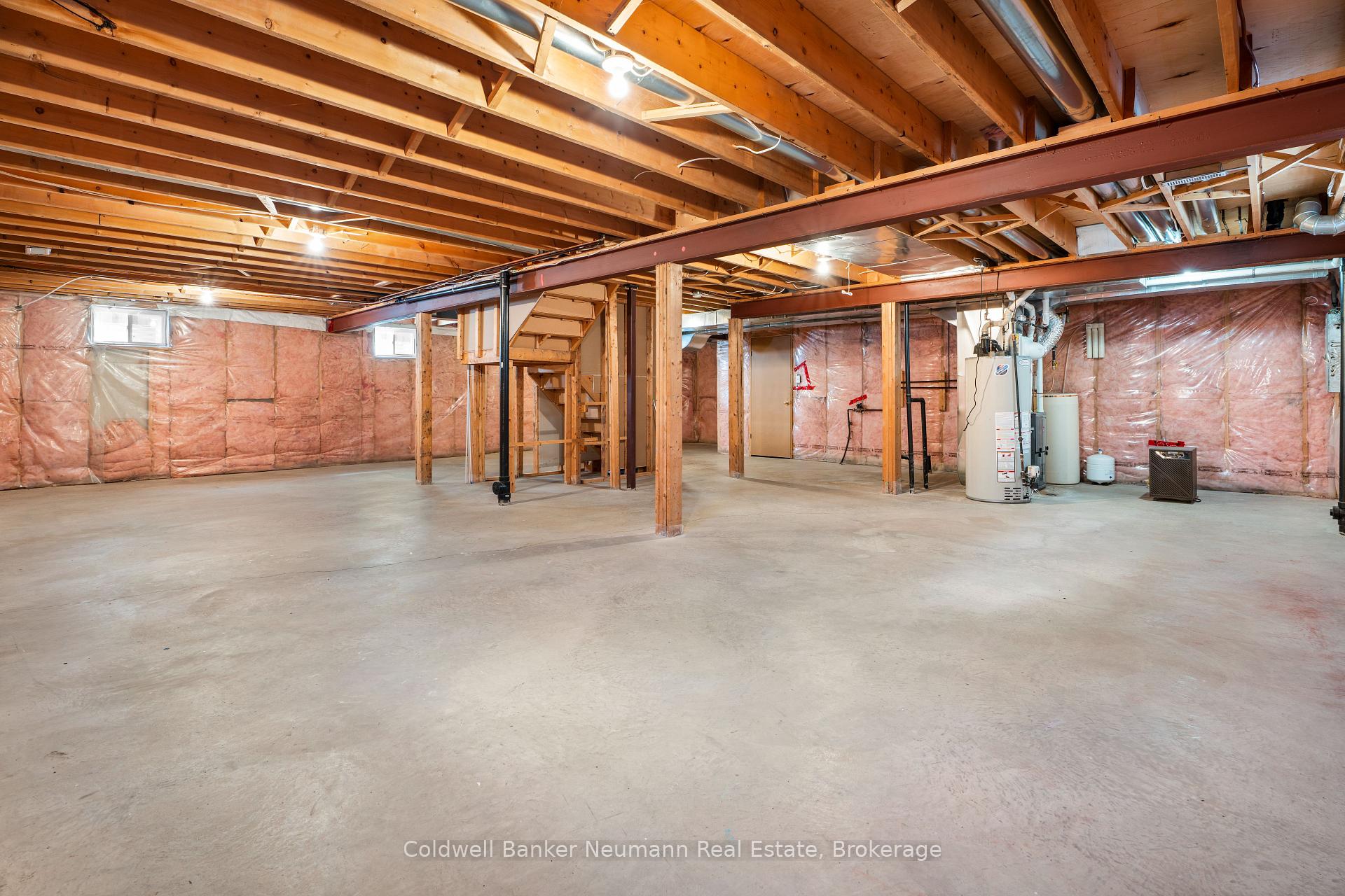 Photo 34 of 282 Imperial Road S, Guelph, Willow West/Sugarbush/West Acres — HOMEH