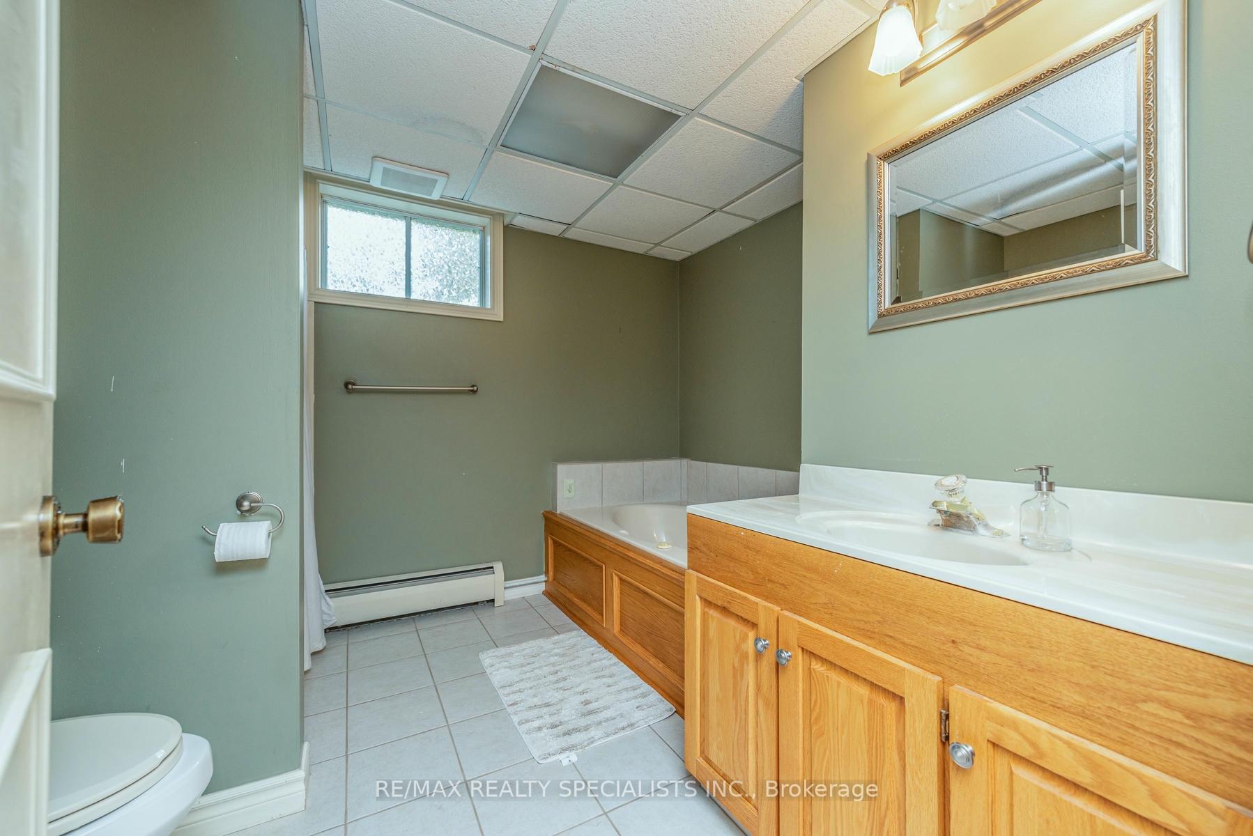 Photo 32 of 7340 Guelph Line, Milton, Rural Milton West — HOMEH